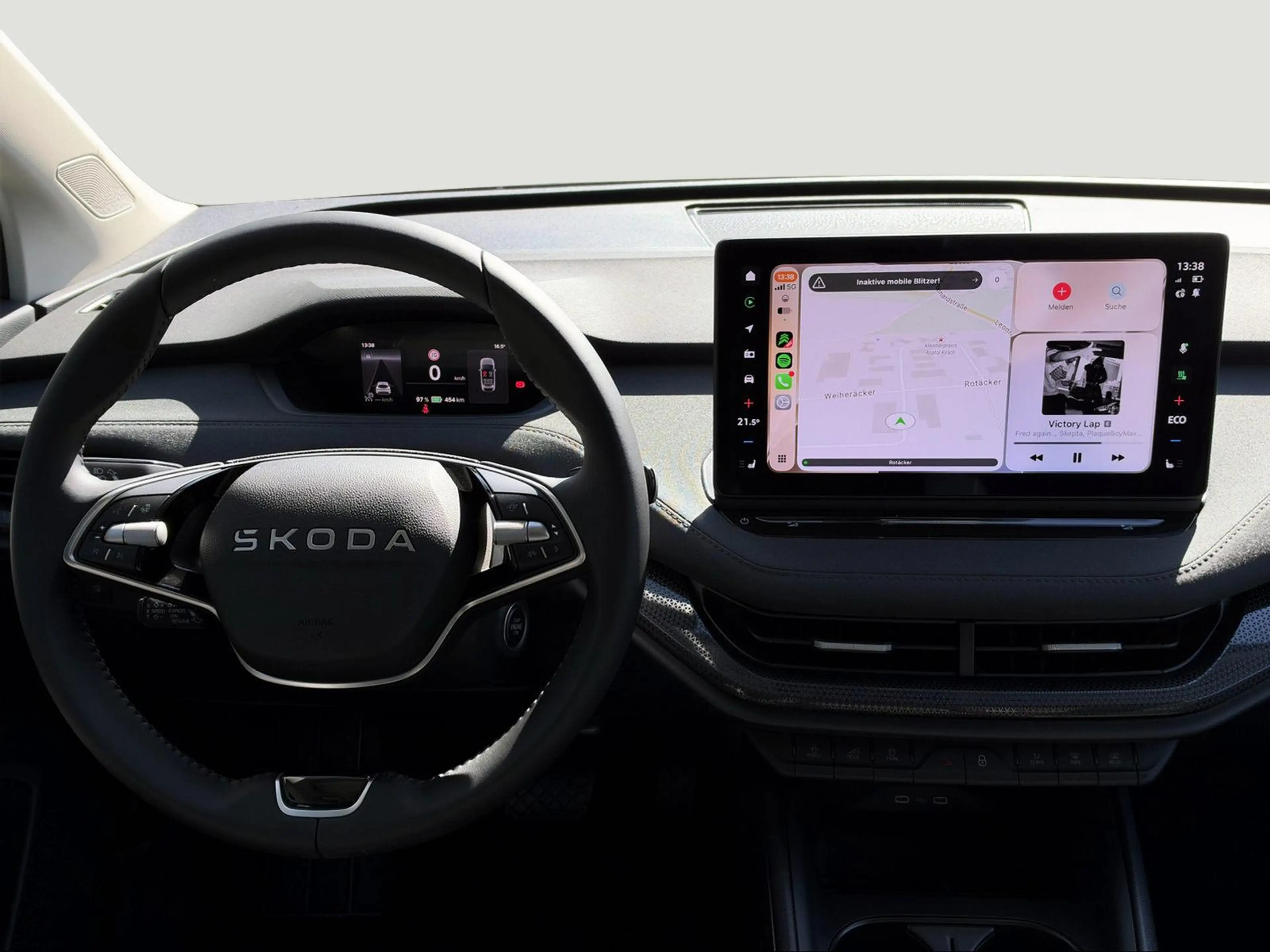 Skoda Elroq 60 Essence WÄPU/NAV/ACC/KAMERA/LENKH/AHK — photo 9