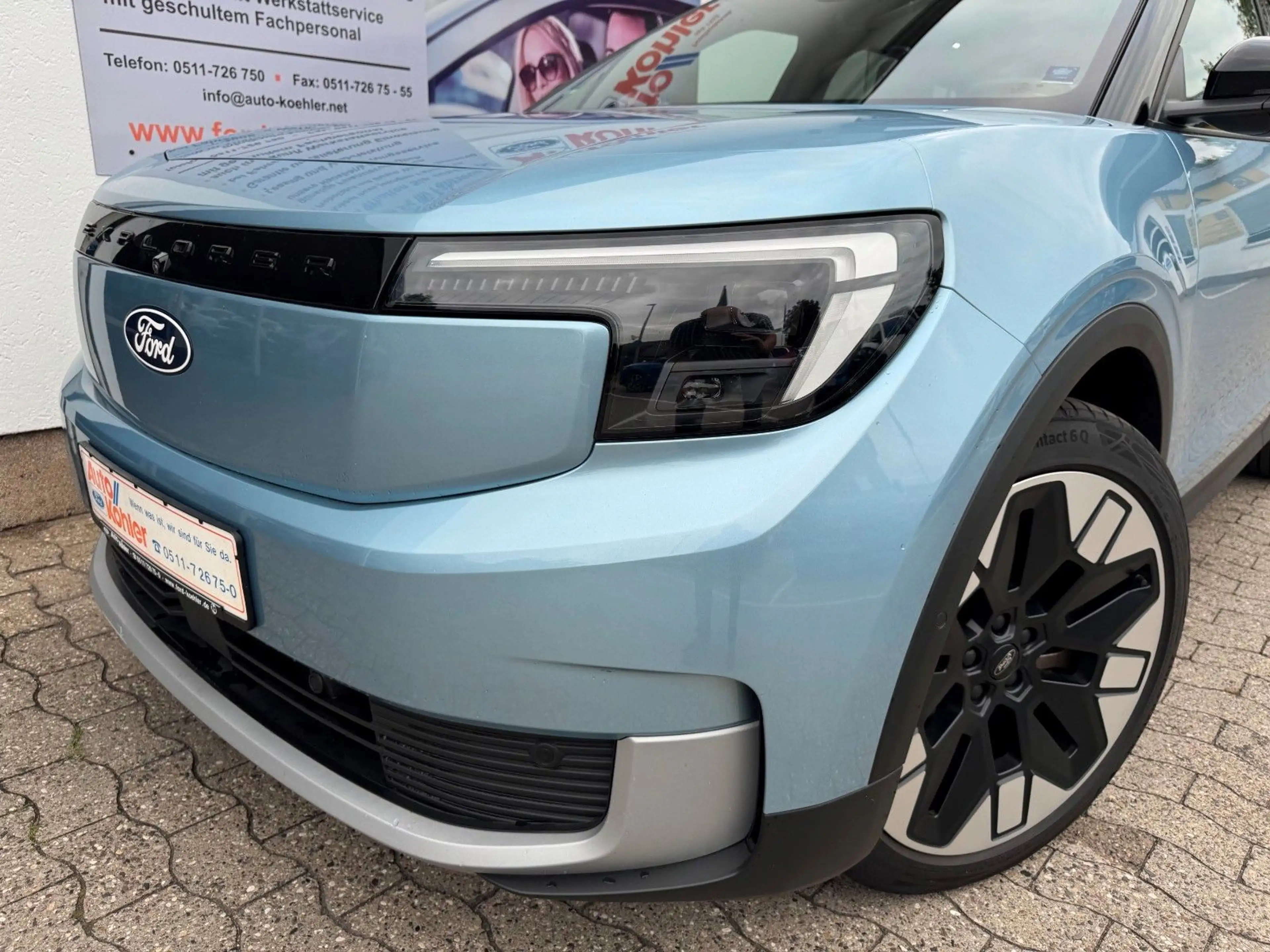 Ford Explorer PREMIUM 77 kWh Extended Range RWD — photo 10