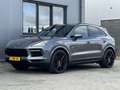 Porsche Cayenne 3.0 340 PK | Achteras besturing | Pano dak | Trekh Gris - thumbnail 4
