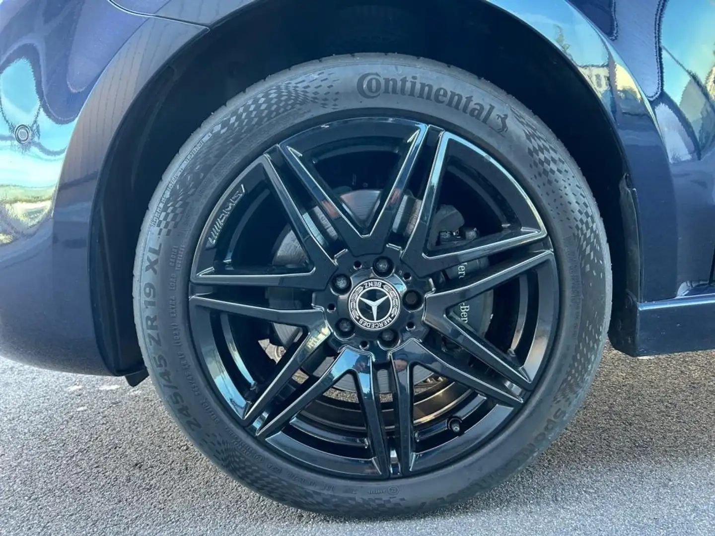 Mercedes-Benz V 250 d 4MATIC EDITION AMG LED+DISTR+MBUX+KAMERA Blauw - 2
