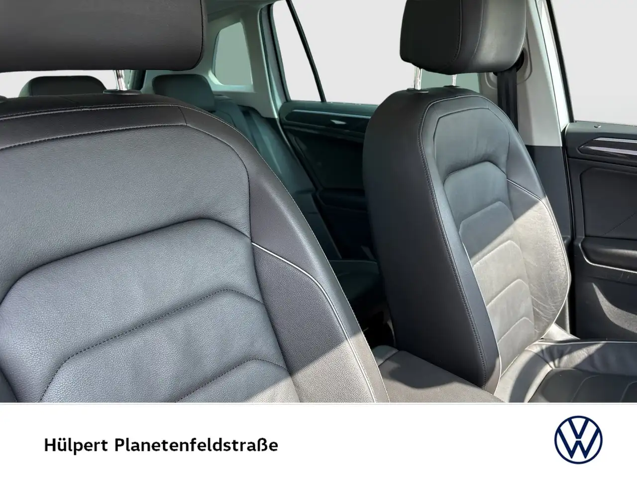 Volkswagen Tiguan 1.4 HYBRID ELEGANCE LEDER PANO AHK 360CAM 9