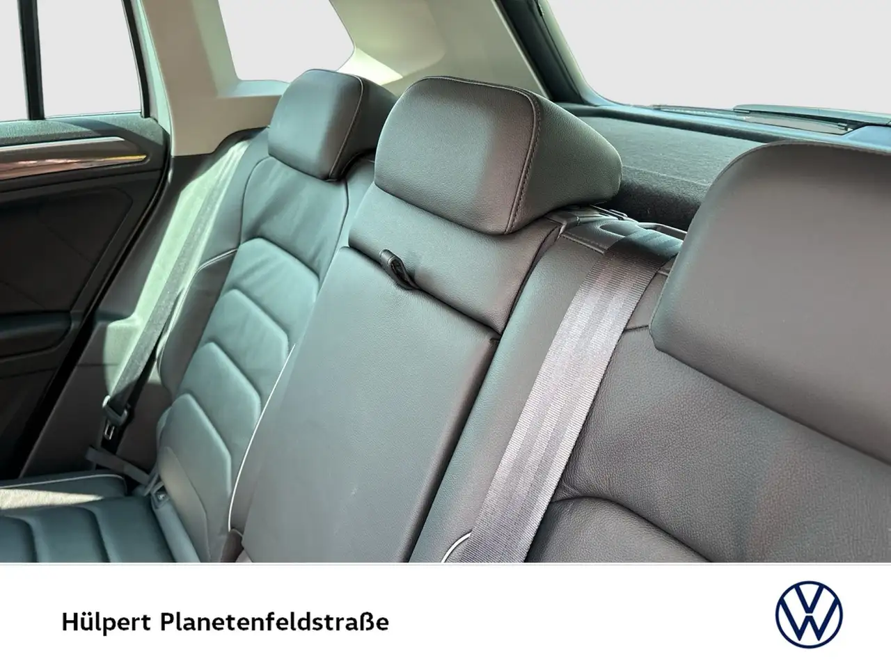Volkswagen Tiguan 1.4 HYBRID ELEGANCE LEDER PANO AHK 360CAM 8