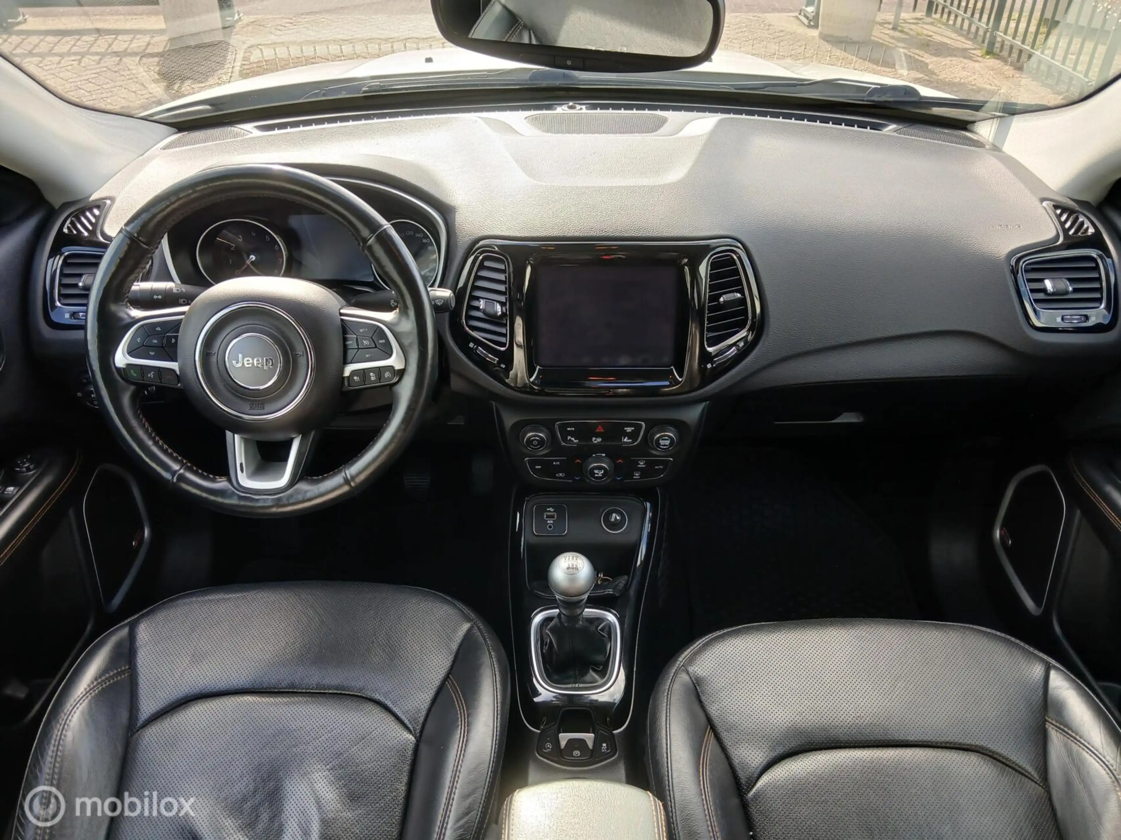 Jeep Compass 1.4 Multi air Turbo Limited Edition 140PK — photo 15