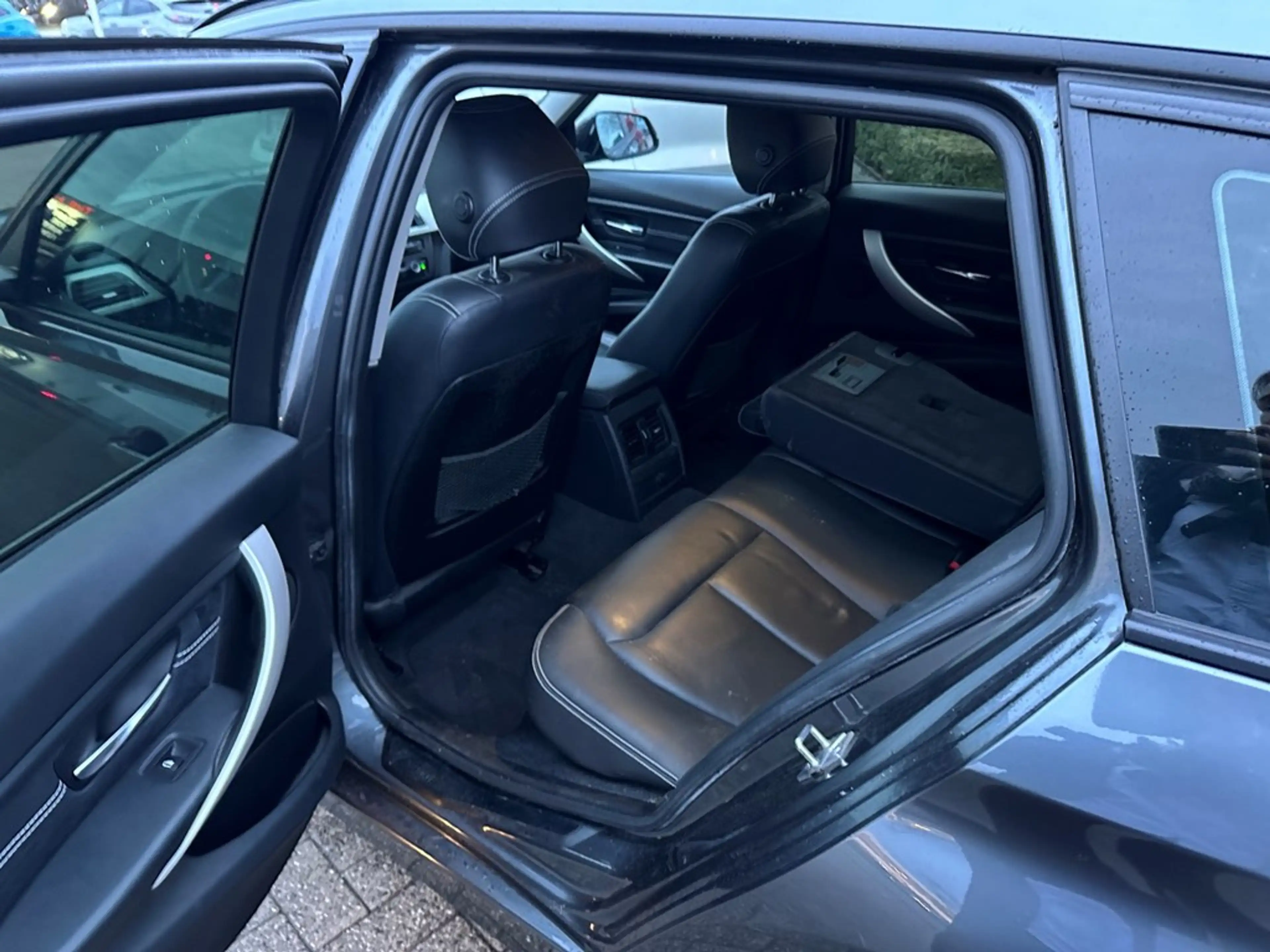 BMW 316 Enkel voor professionele verkoop. — photo 7