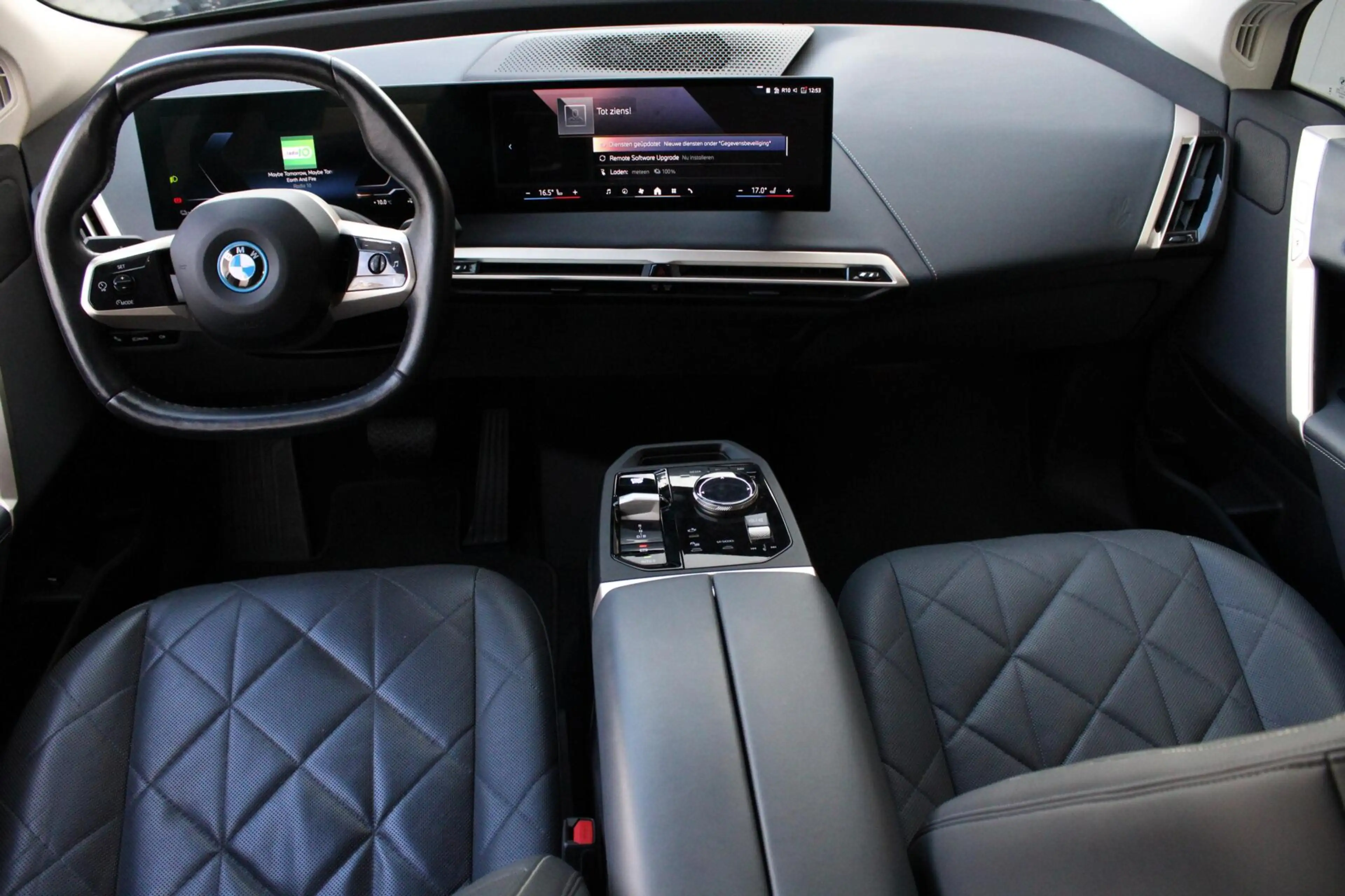 BMW iX xDrive40 Business Edition Plus 77kWh | SOH 98,3% | — photo 25