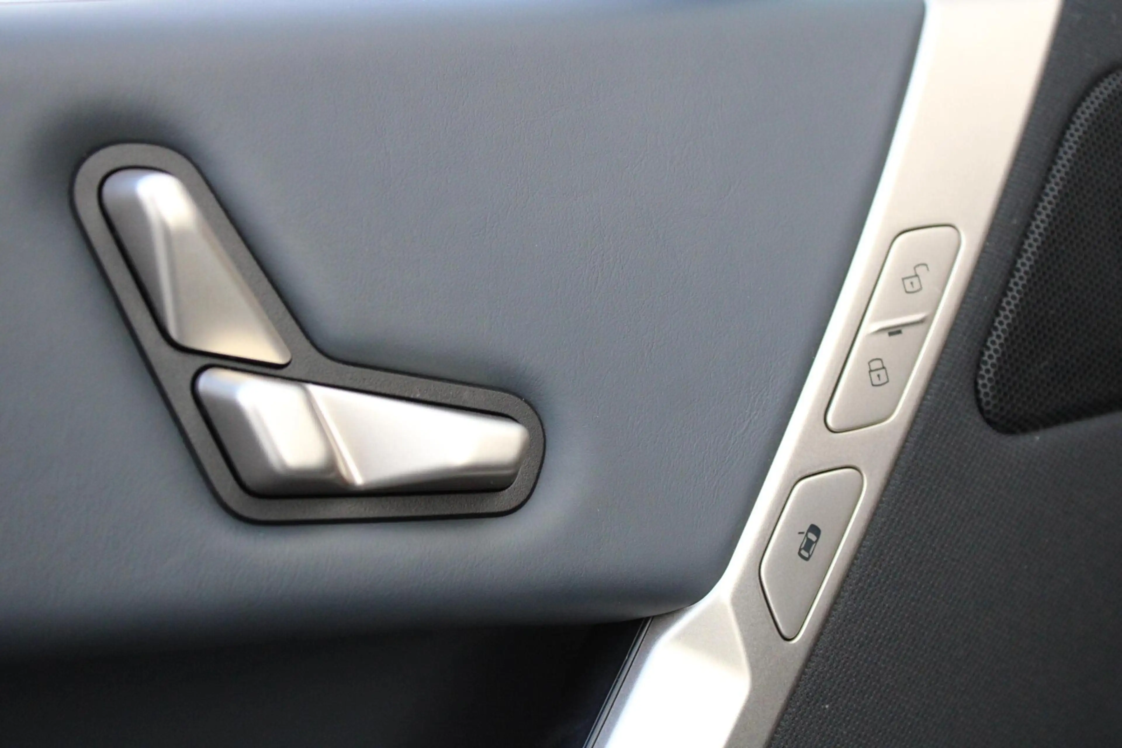 BMW iX xDrive40 Business Edition Plus 77kWh | SOH 98,3% | — photo 28