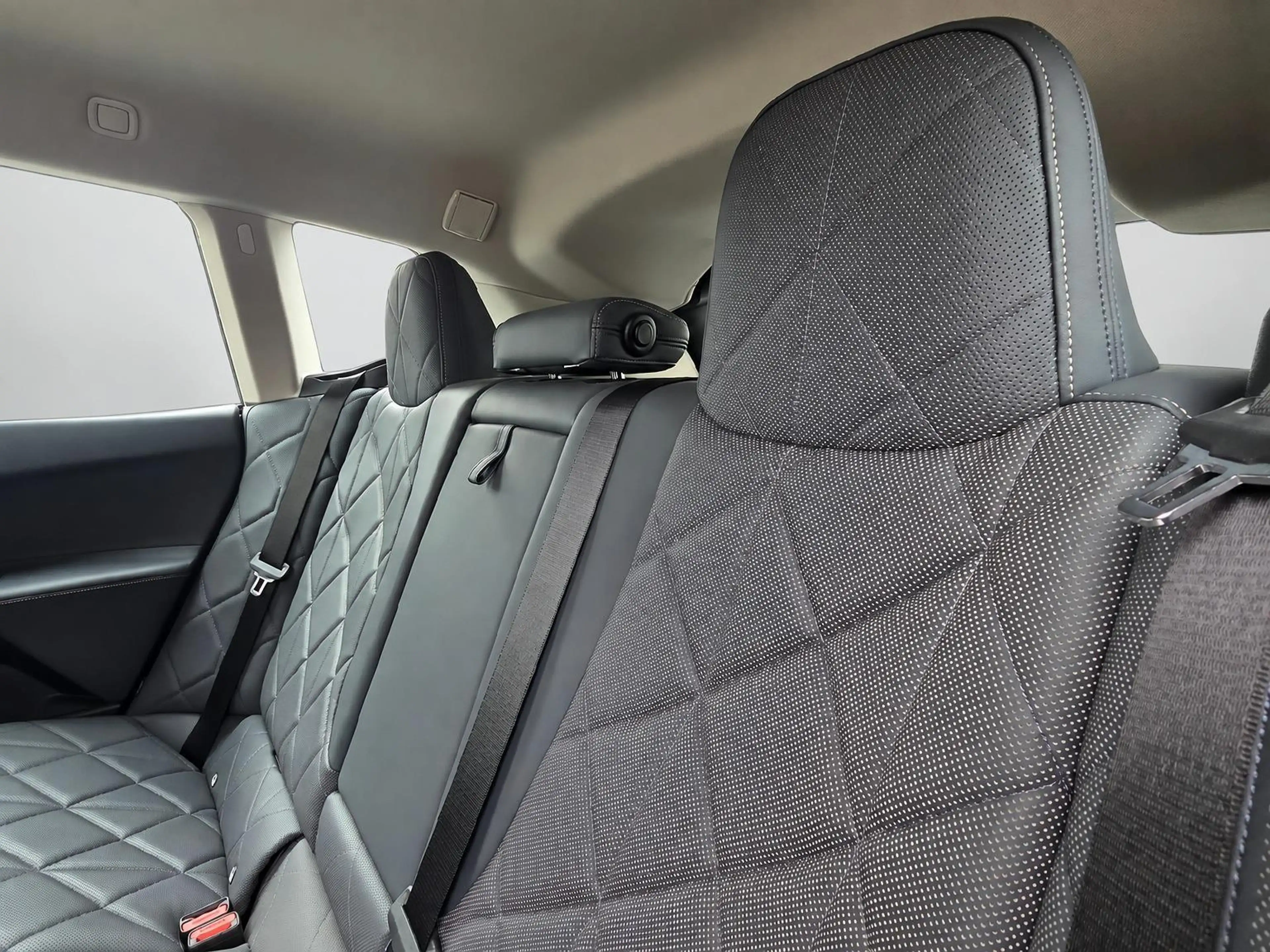 BMW iX xDrive40 Business Edition Plus 77kWh | SOH 98,3% | — photo 8