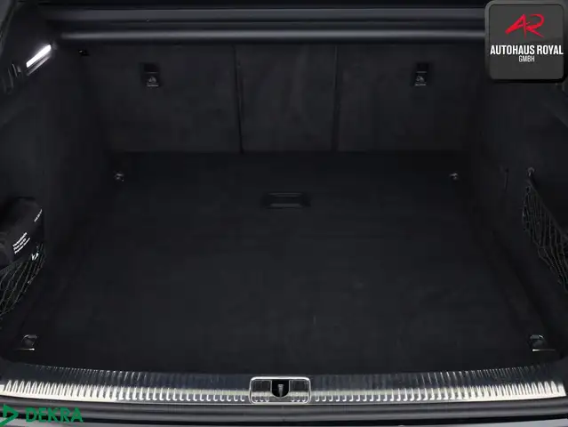 Audi A4 view 14