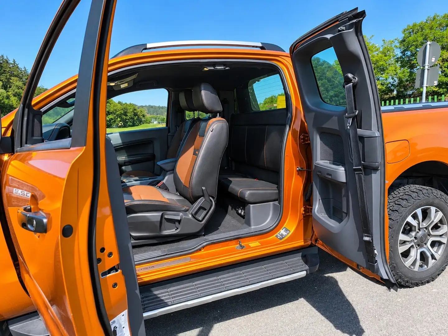 Ford Ranger 3.2TDCI DCb. Wildtrak 4x4 Aut. Naranja - 1