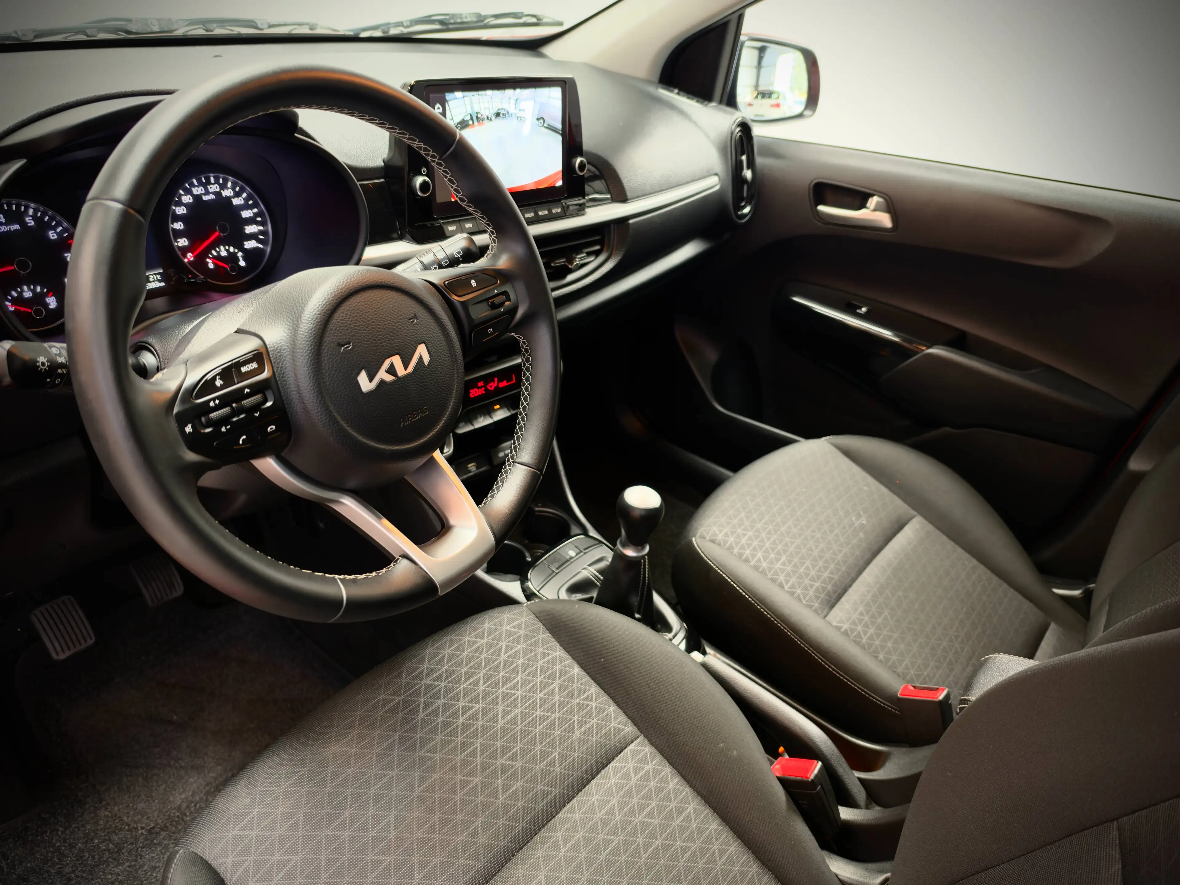 Kia Picanto 1.0i-1ERPRO-GPS-CARPLAY-CAMERA-JANTES15-PDC — photo 13