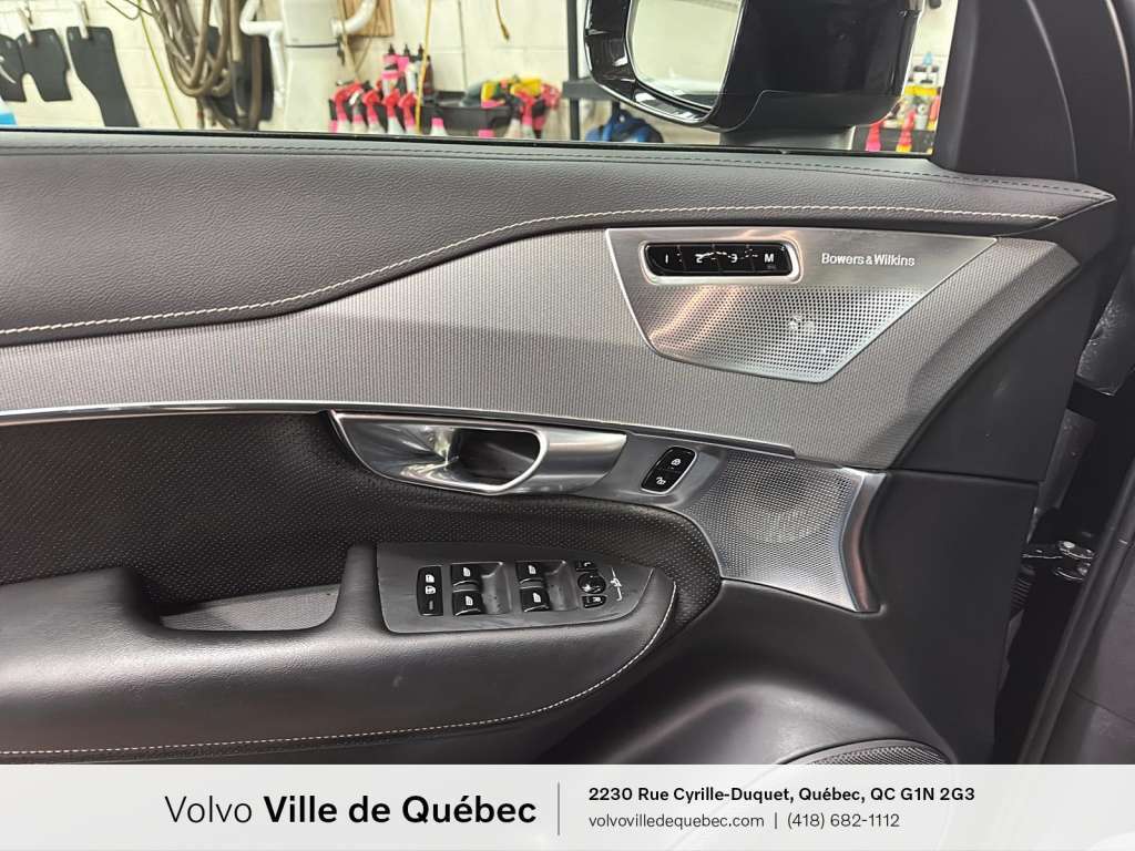 2022 Volvo XC90 Hybride Branchable- B&W- 7 places thumb 24