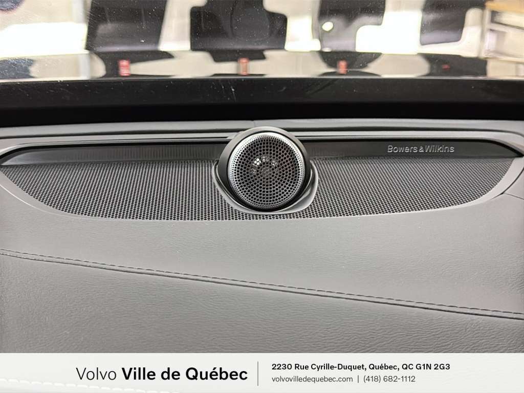 2022 Volvo XC90 Hybride Branchable- B&W- 7 places thumb 23