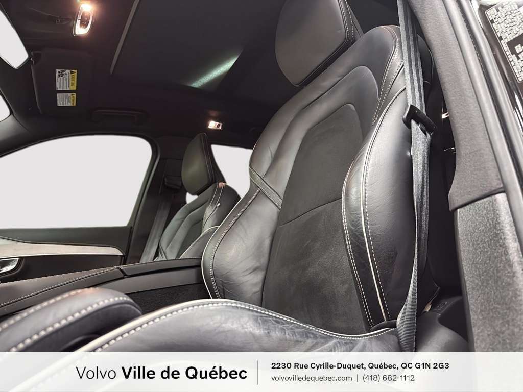 2022 Volvo XC90 Hybride Branchable- B&W- 7 places thumb 11