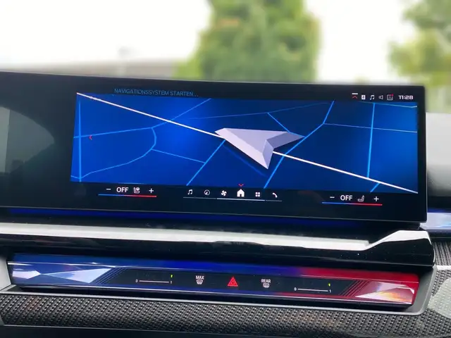 BMW M5 view 9