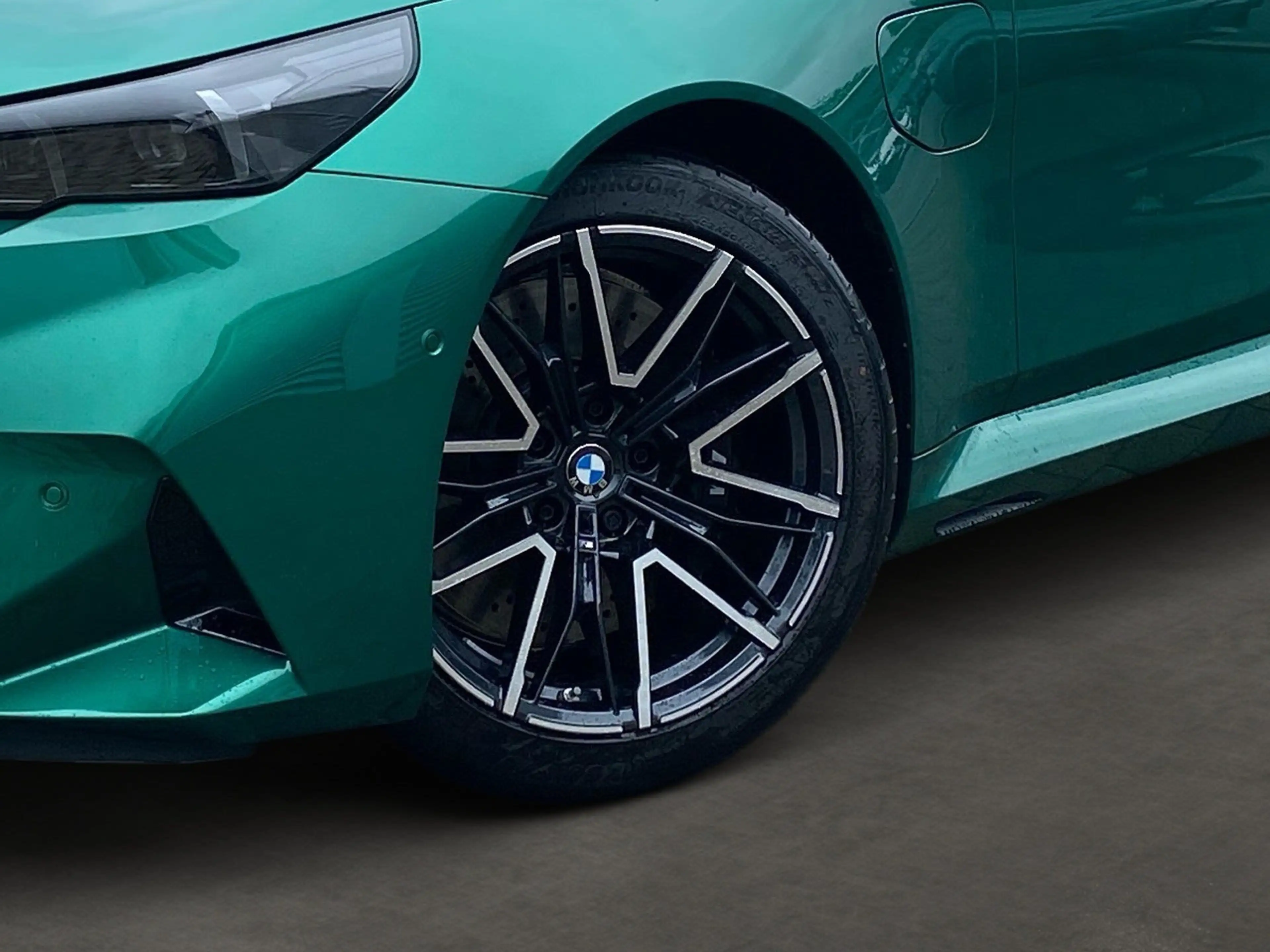 BMW M5 Touring Dienstwagen GL, M V8-Power Hybrid — photo 6