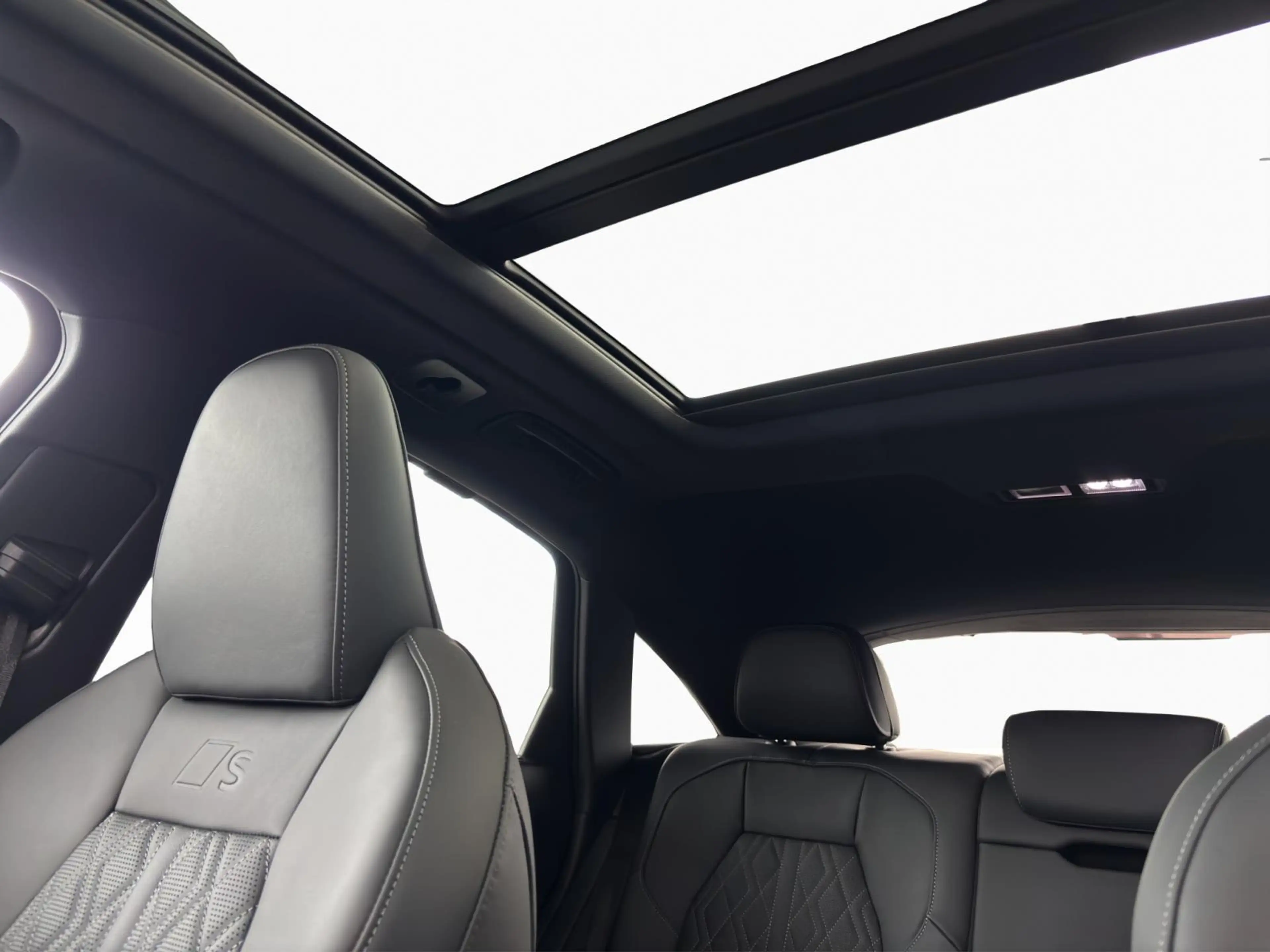 Audi SQ5 Sportback TFSI quattro S tronic — photo 15