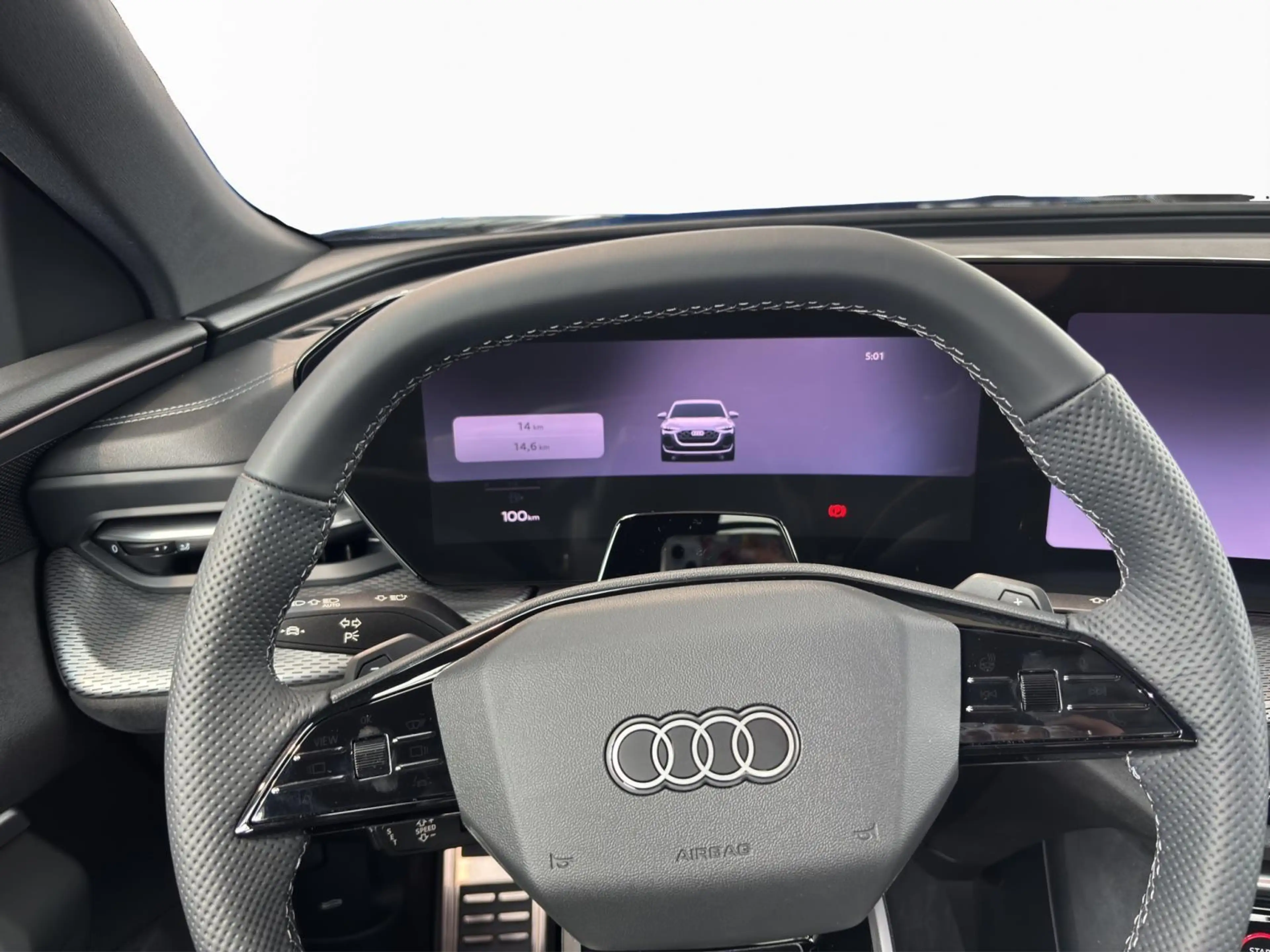 Audi SQ5 Sportback TFSI quattro S tronic — photo 11