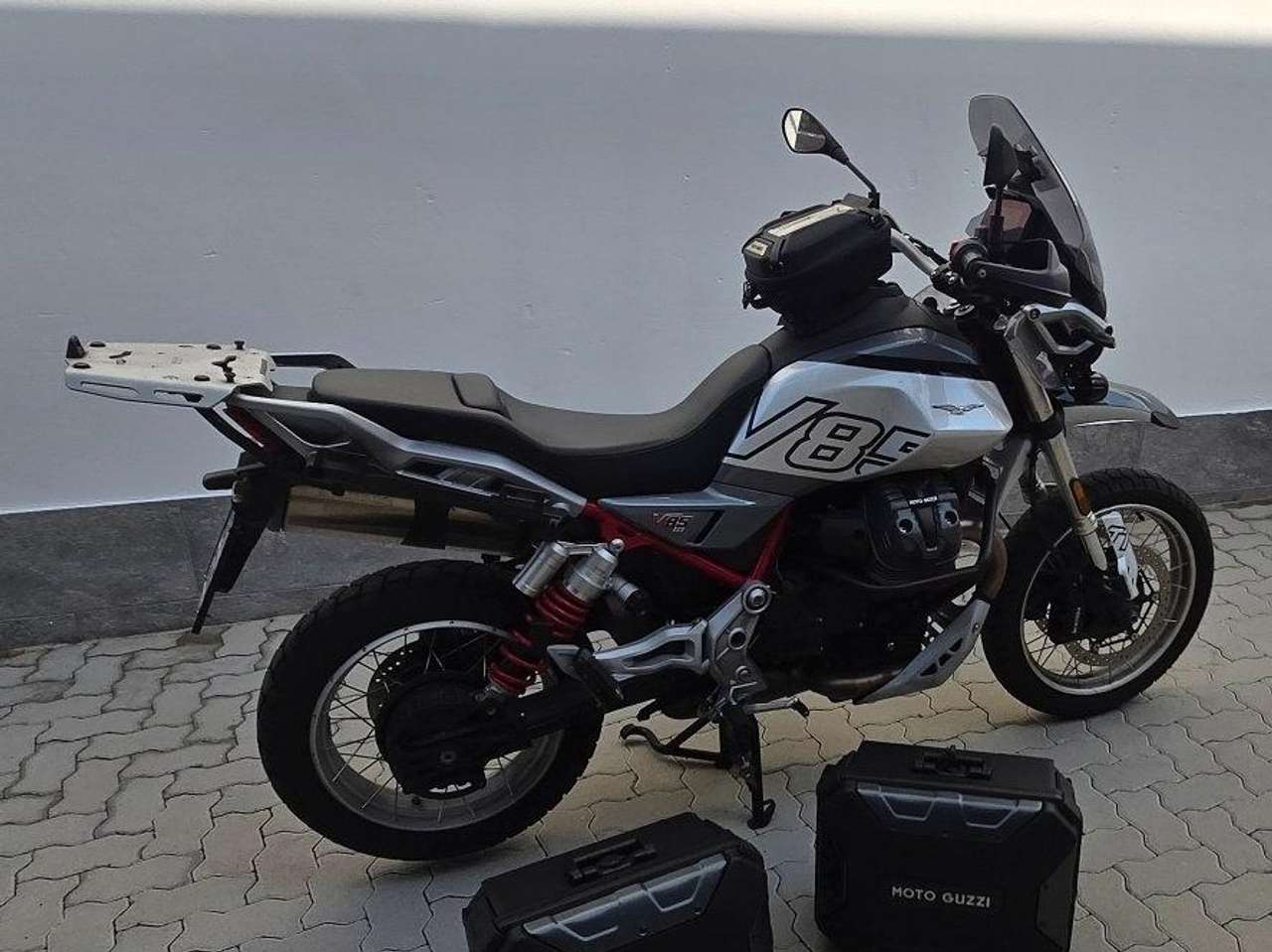 Moto Guzzi V 85 TT ABS EURO 5 +
