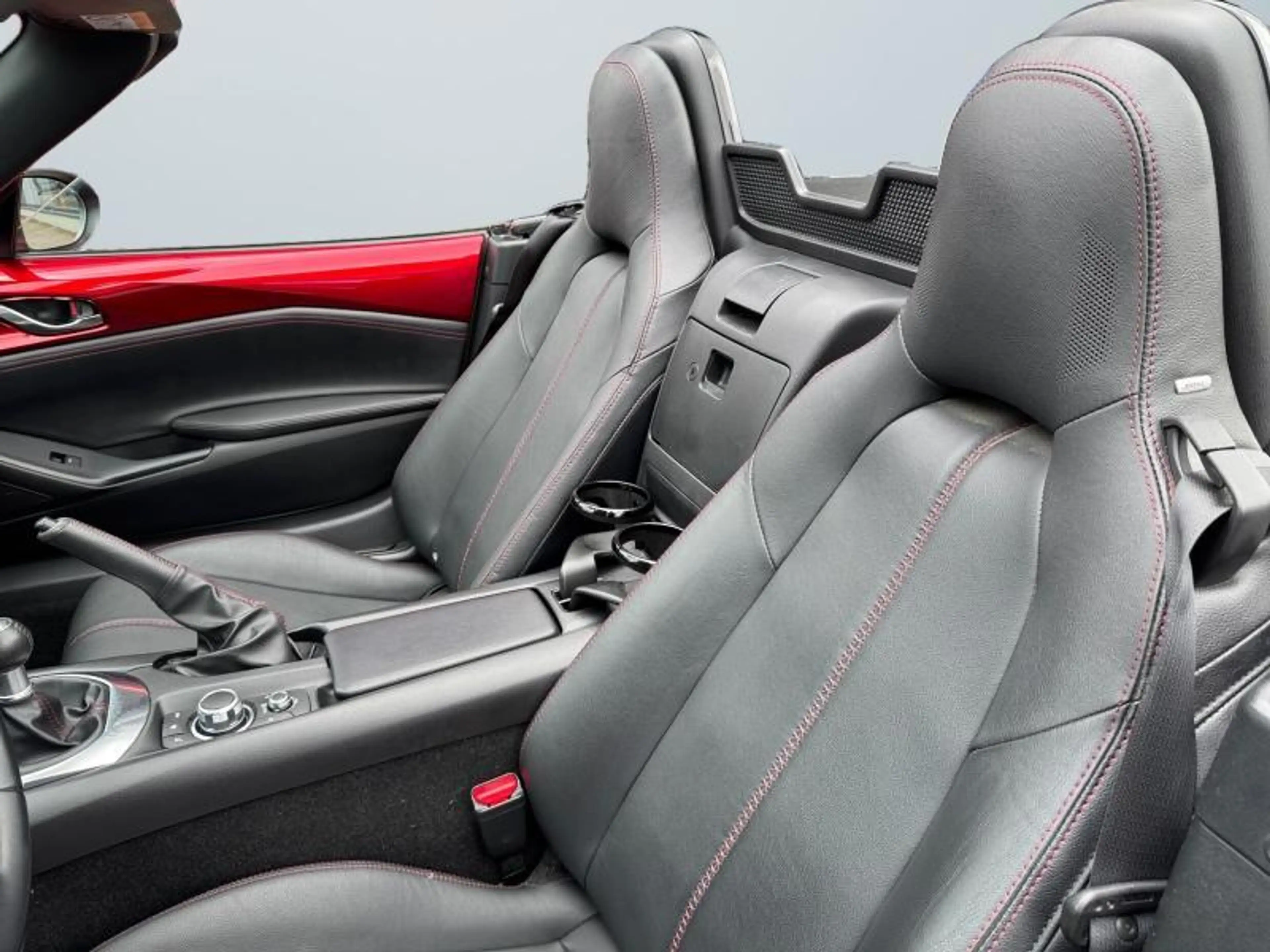 Mazda MX-5 1.5 SkyActiv-G 132cv | Caméra | GPS | Sièges Av — photo 11
