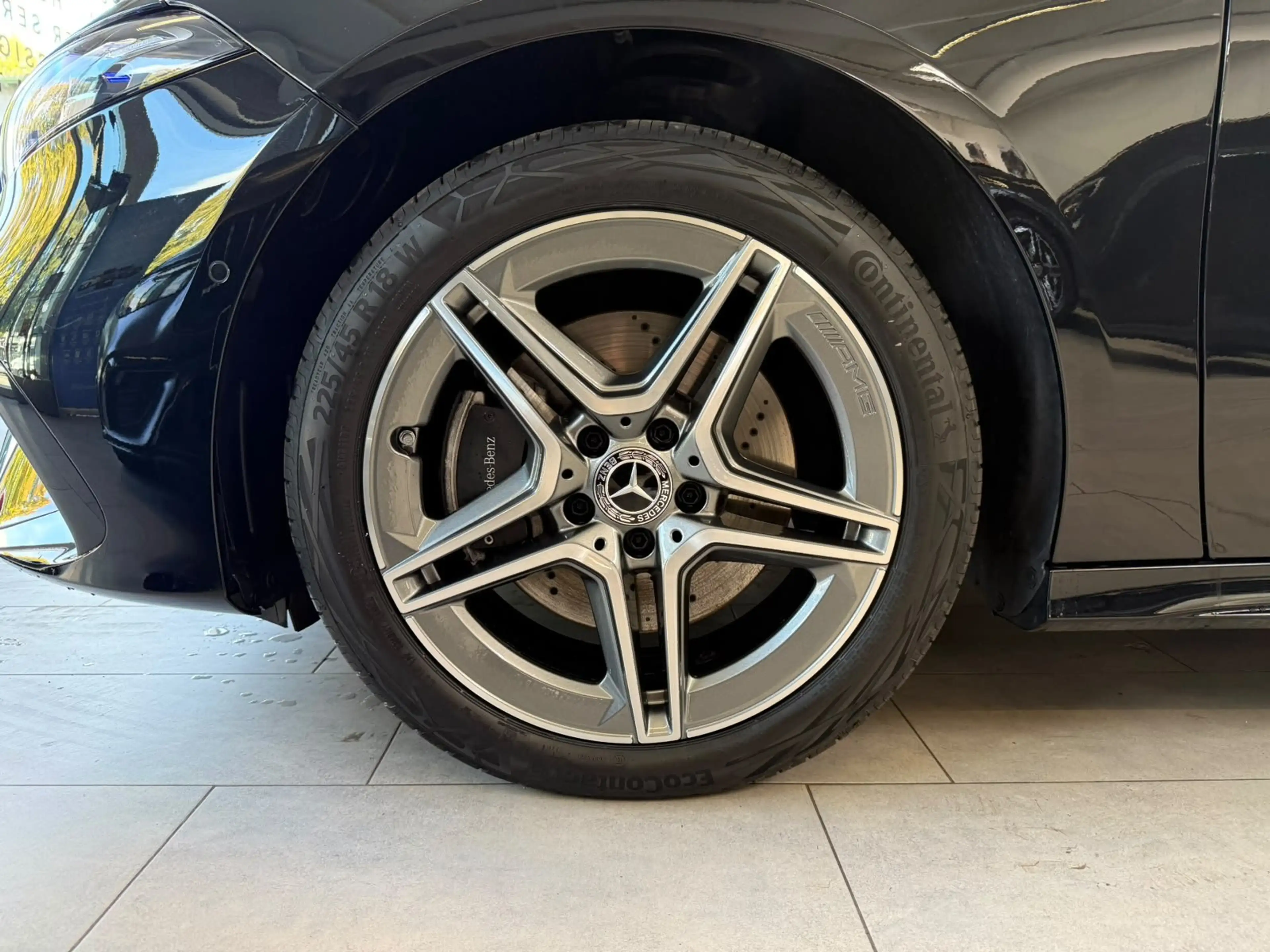 Mercedes-Benz A 250 e AMG PANO+AHK+BEAM+BURMES+DISTR+AC11KW — photo 8