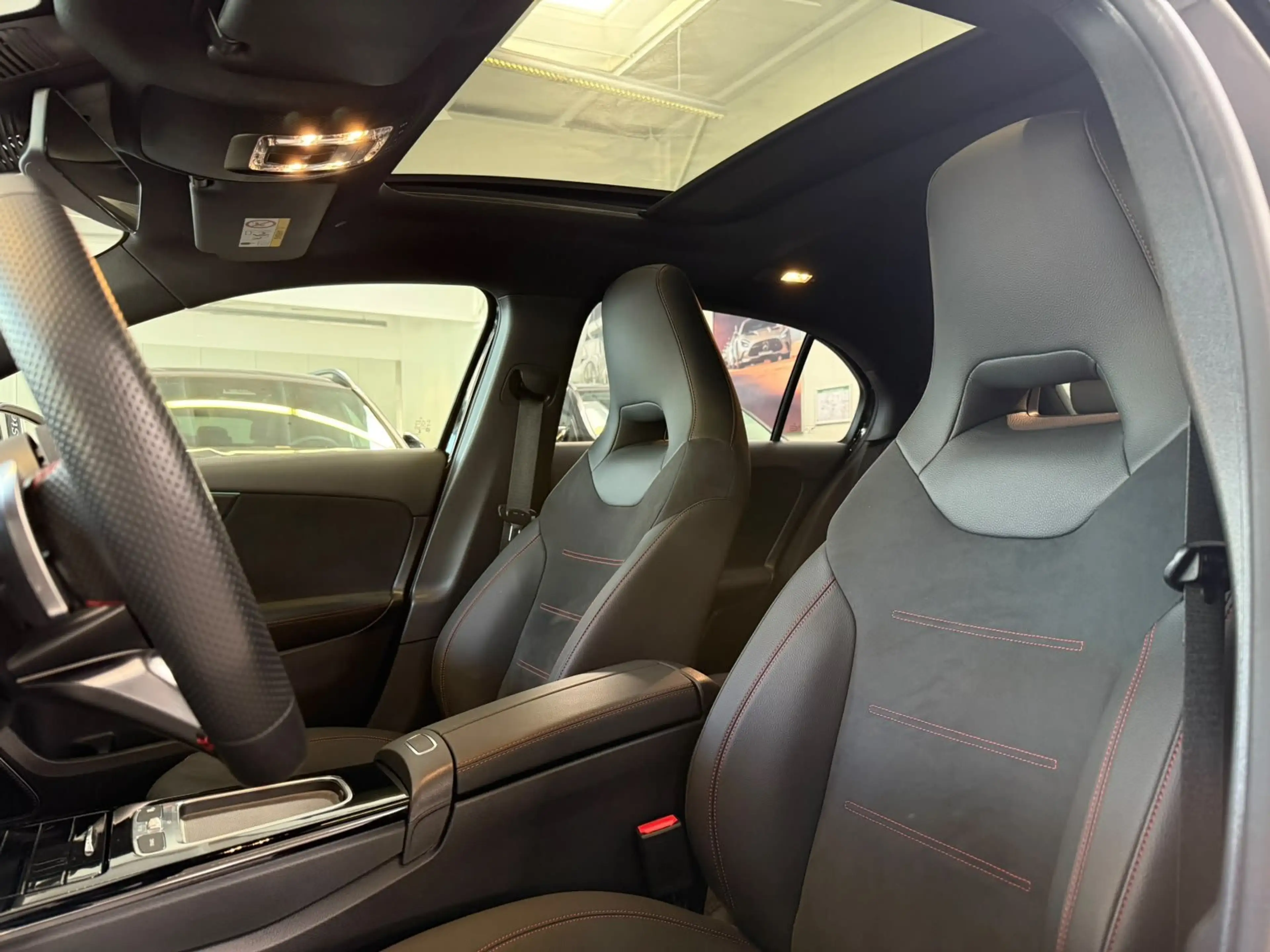 Mercedes-Benz A 250 e AMG PANO+AHK+BEAM+BURMES+DISTR+AC11KW — photo 13