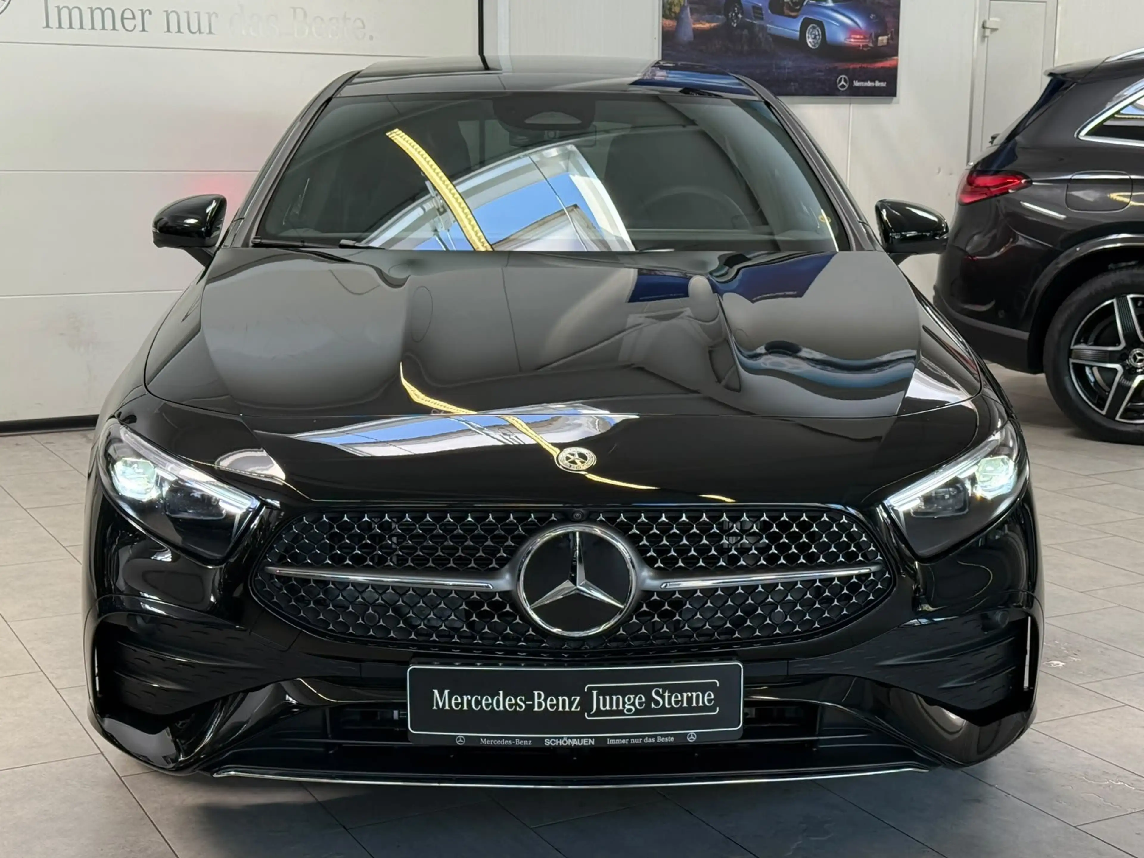 Mercedes-Benz A 250 e AMG PANO+AHK+BEAM+BURMES+DISTR+AC11KW — photo 2