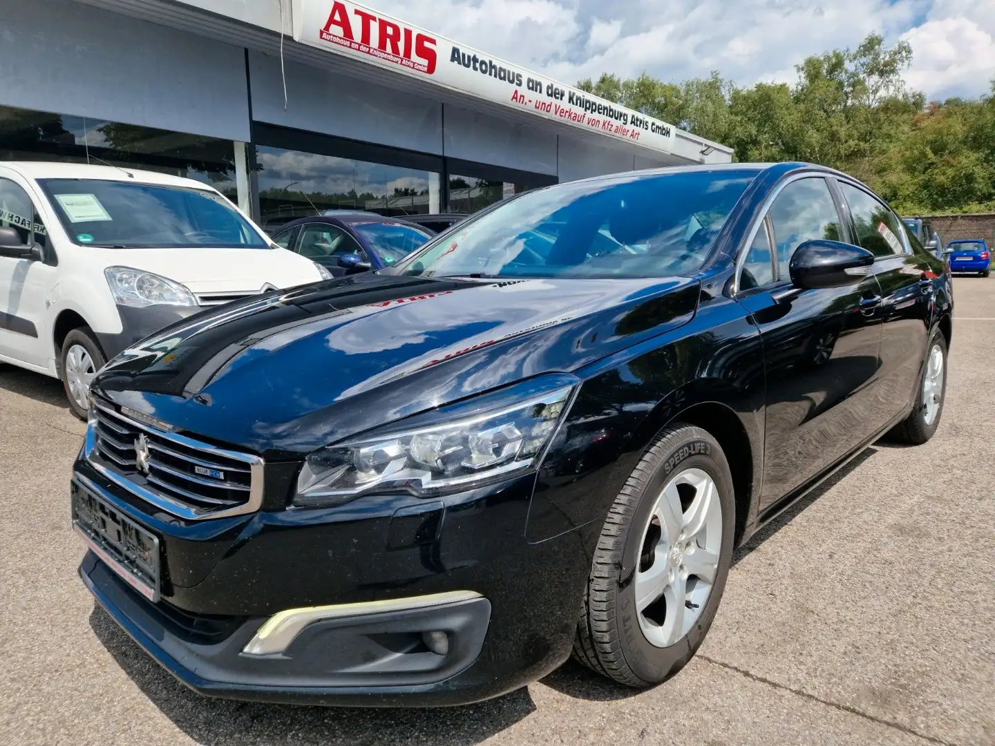 Peugeot 508 Active Blue-HDI FAP Černá - 2