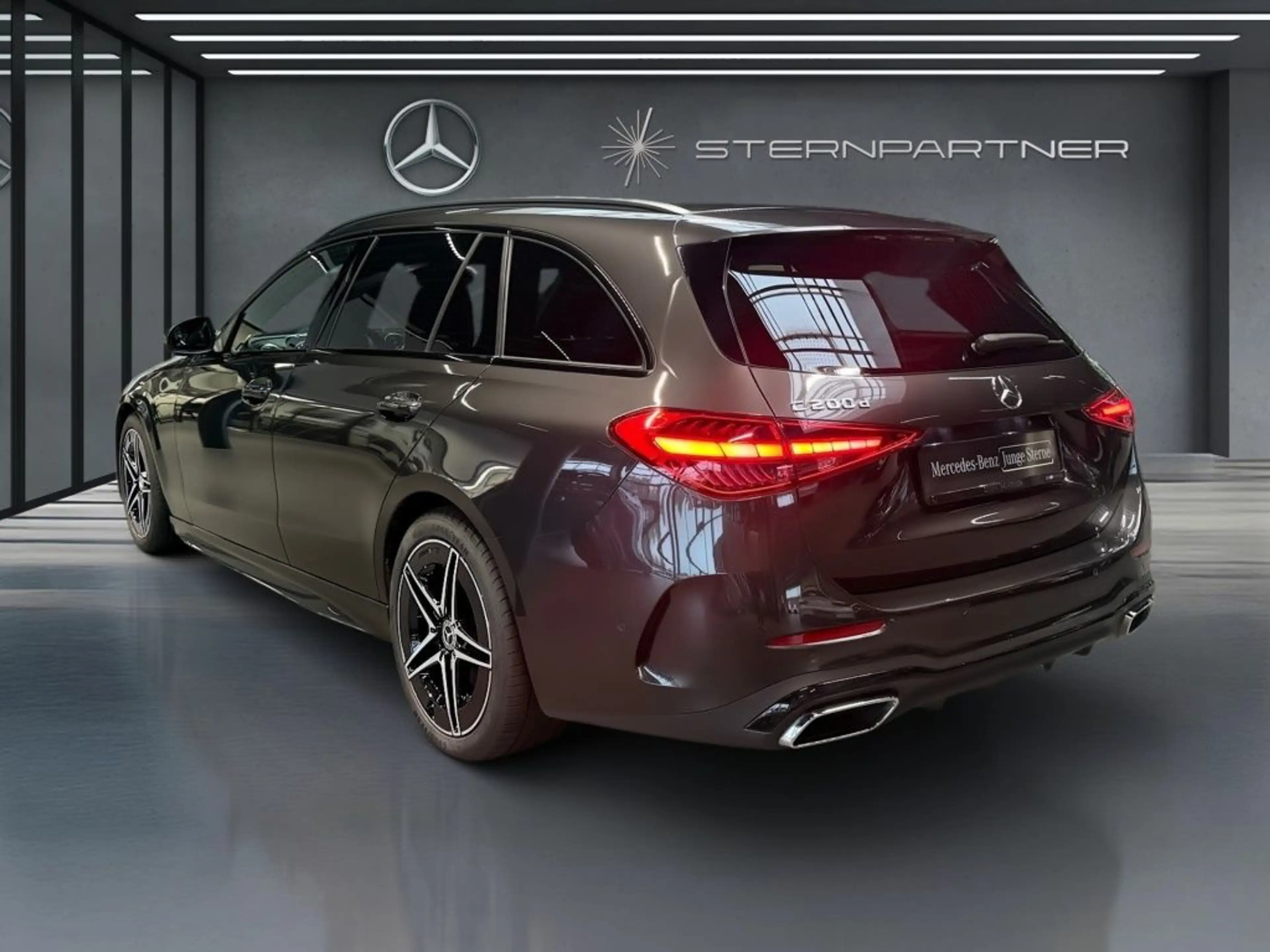 Mercedes-Benz C 200 d T-Modell AMG-Night-Distronic-AHK-360 Kam — photo 8