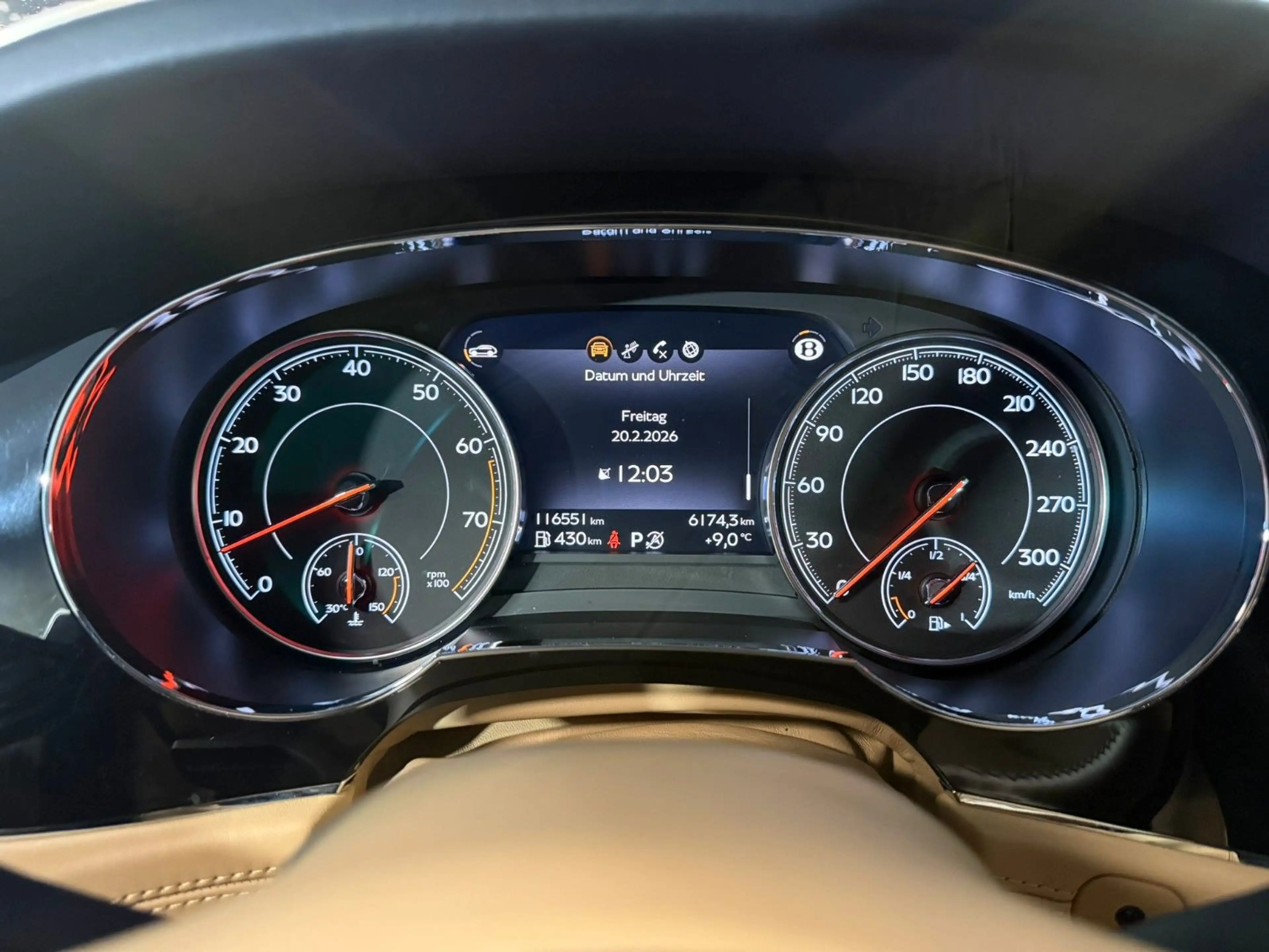 Bentley Bentayga 6.0 W12 4WD Autom. Akrapovic Scheckh. — photo 15