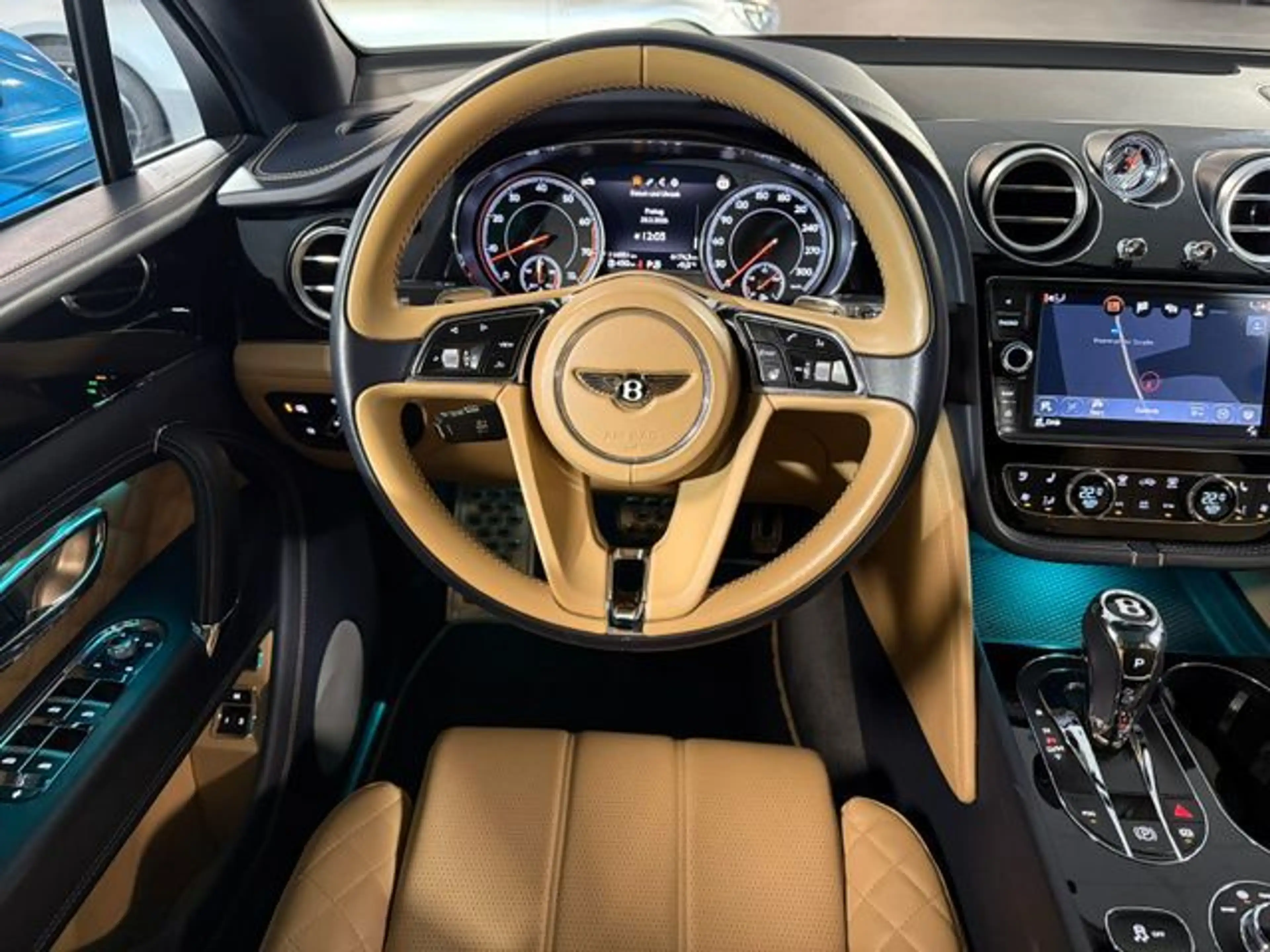 Bentley Bentayga 6.0 W12 4WD Autom. Akrapovic Scheckh. — photo 14