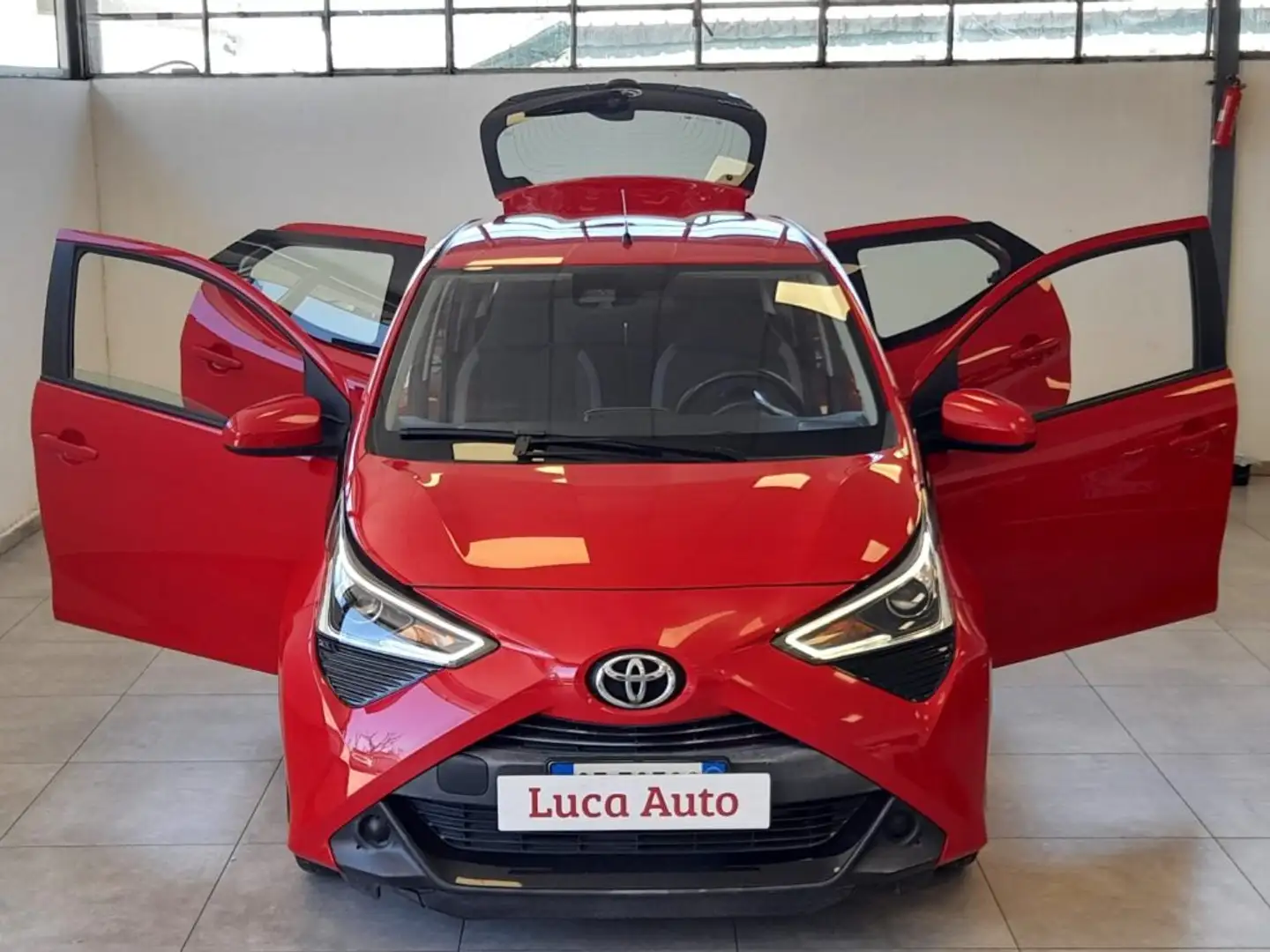 Toyota Aygo Connect 1.0 VVT-i 5p. MMT *AUTOMATICA*UNICO PROP.* Rosso - 2
