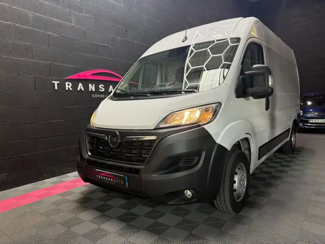 Opel Movano 2.2 140CH