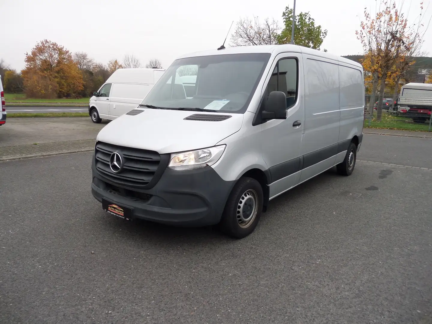 Mercedes-Benz Sprinter 214 CDI LANG+Standhzg+Klima+AHK+Cam+Navi+3-Sitzer Silber - 2