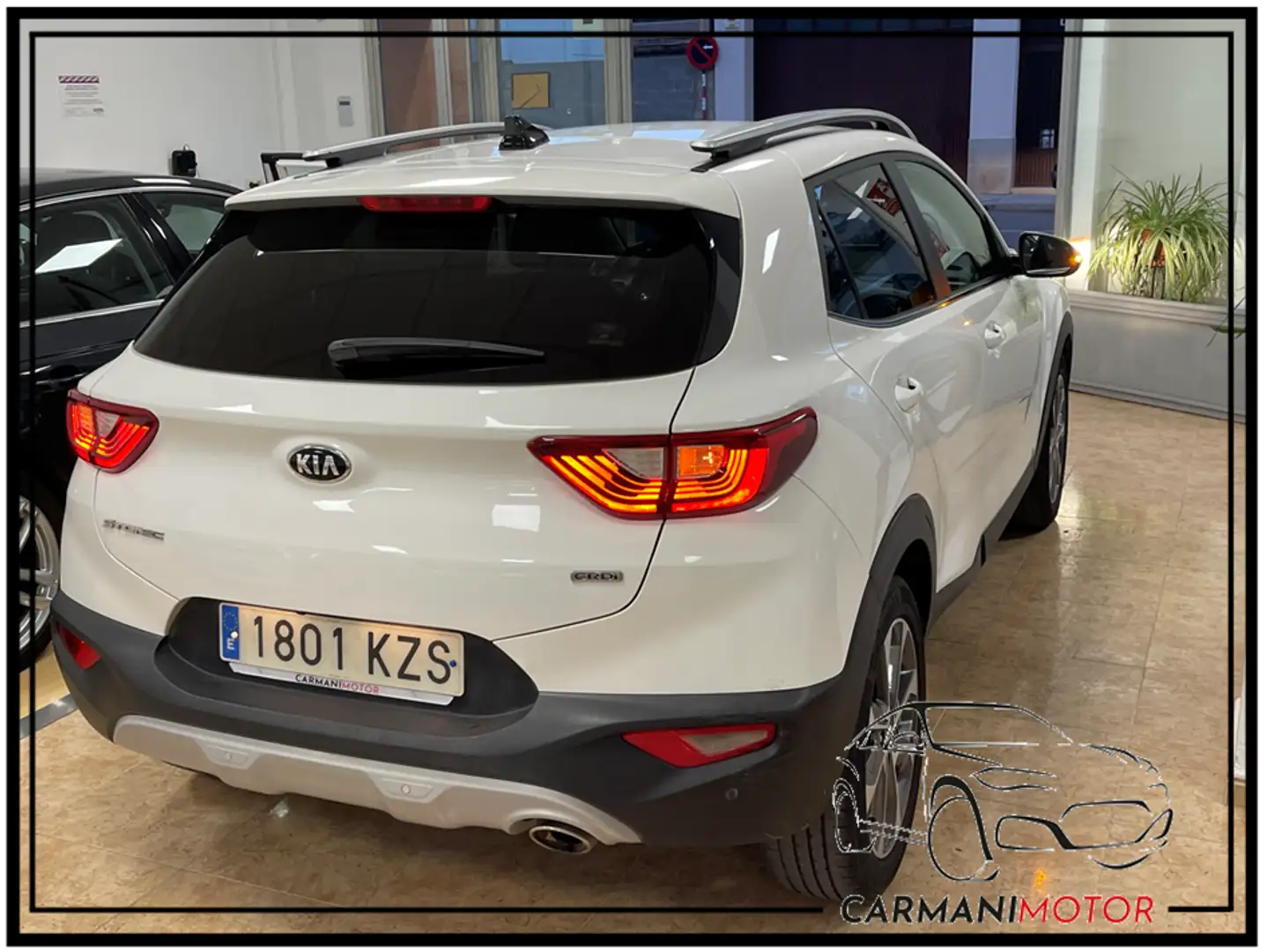 Kia Stonic 1.6CRDi VGT Eco-Dynamic Drive 115 Blanco - 2
