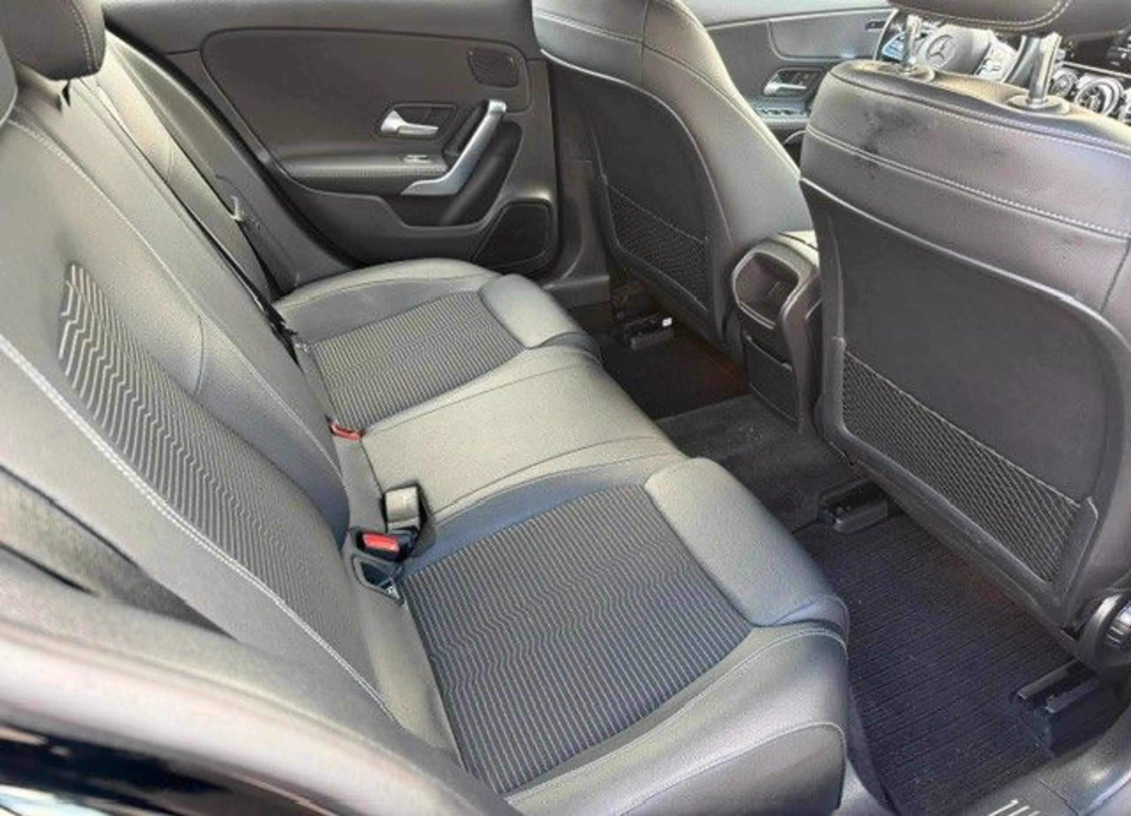 Mercedes-Benz A 180 Edition 19 7G-DCT*Burmester*Amb.be*Apple — photo 15