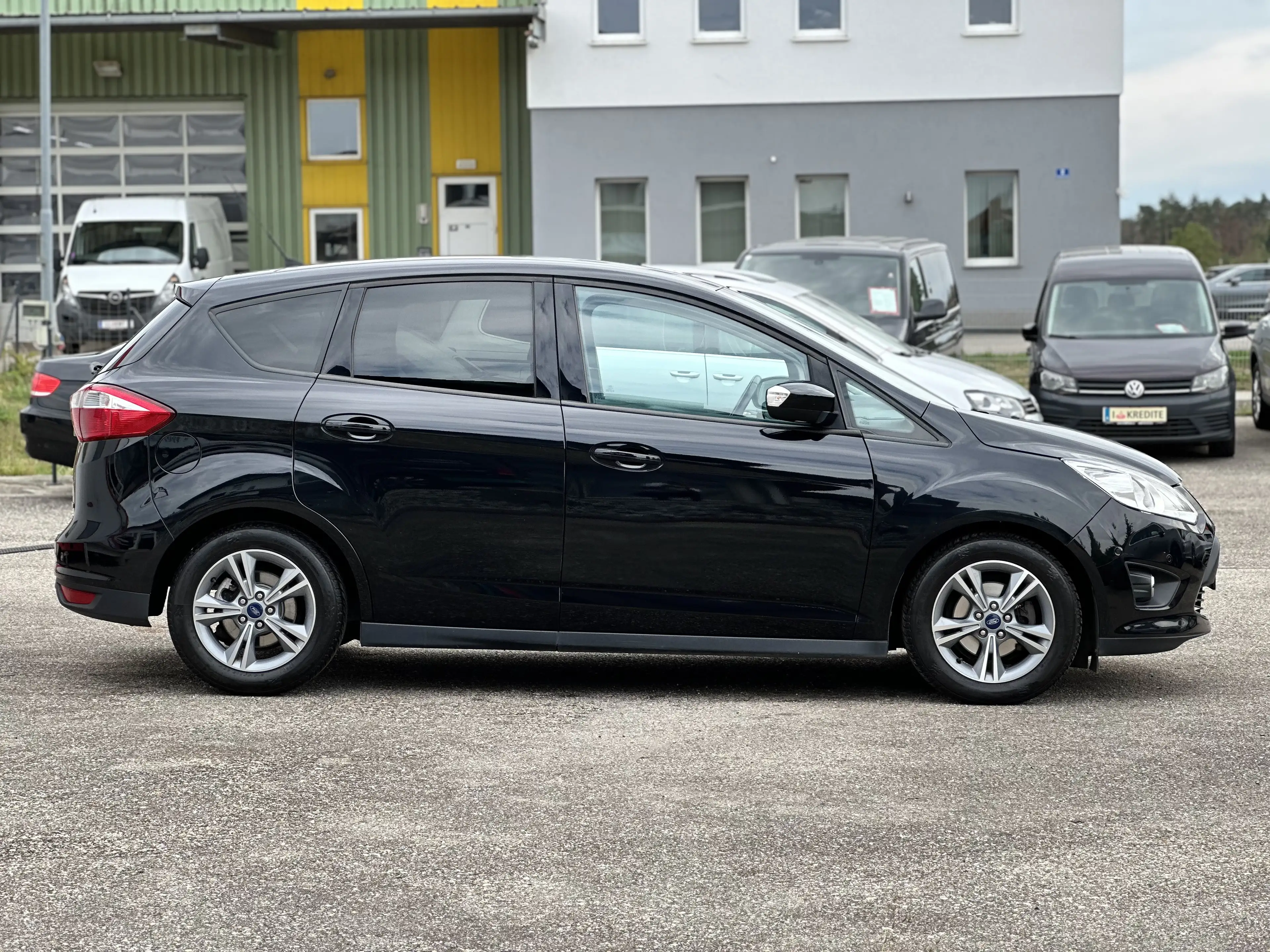 Ford C-Max Sync Edition — photo 4