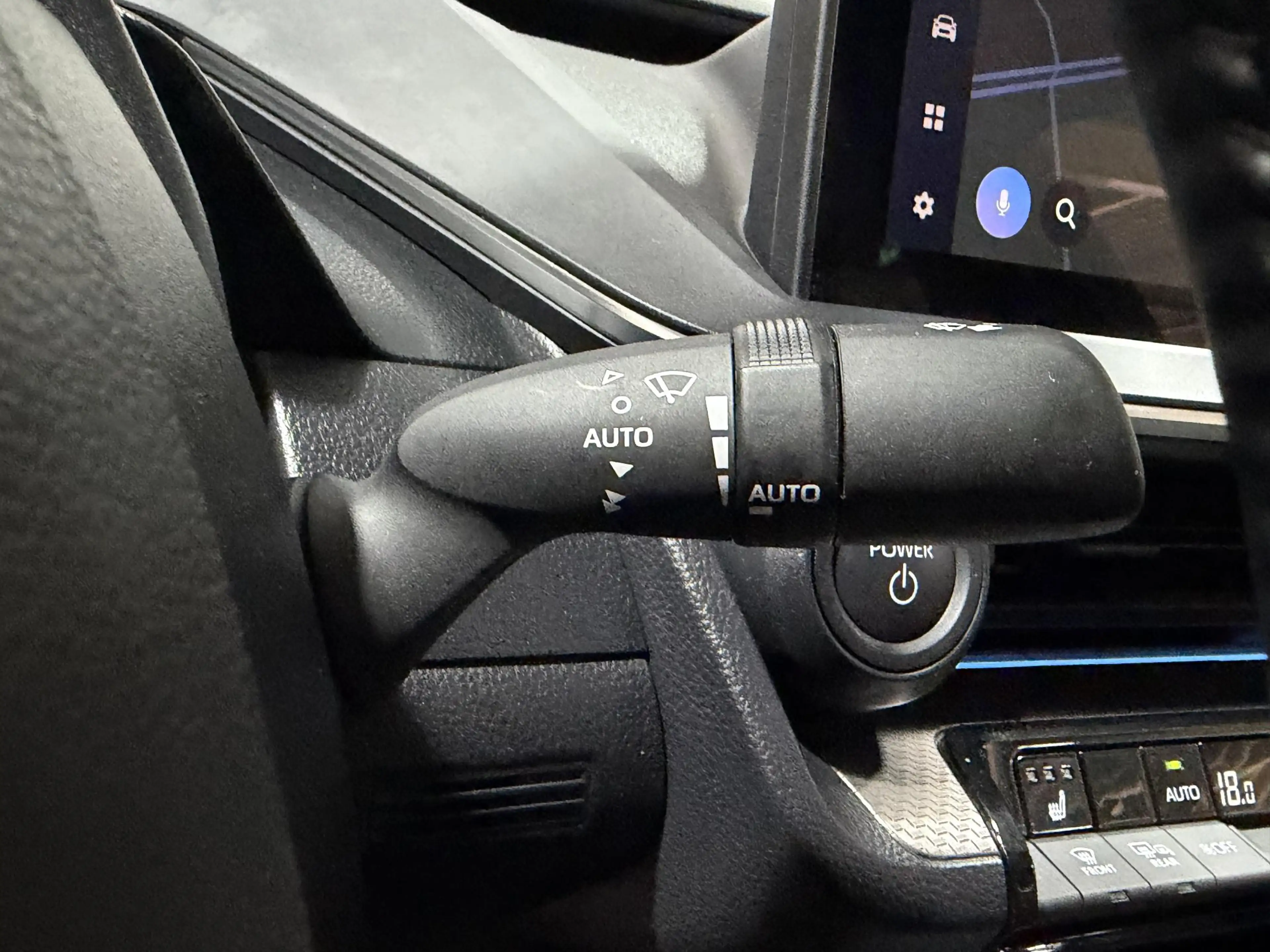 Toyota Prius 2.0 Plug-in Executive | Panoramadak | BTW auto | A — photo 13