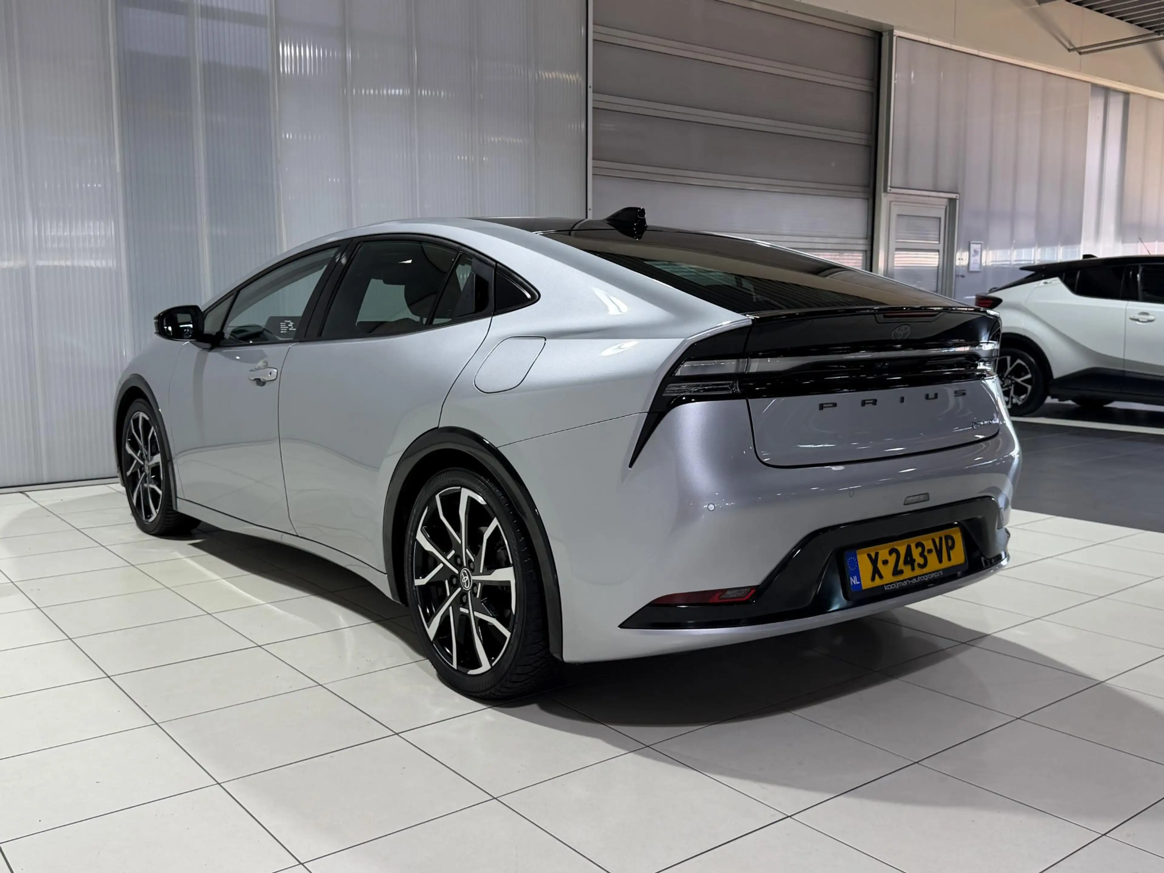 Toyota Prius 2.0 Plug-in Executive | Panoramadak | BTW auto | A — photo 14