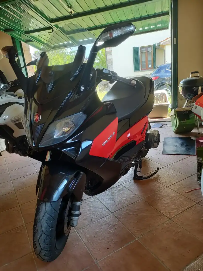 Gilera Nexus 500 Czarny - 1