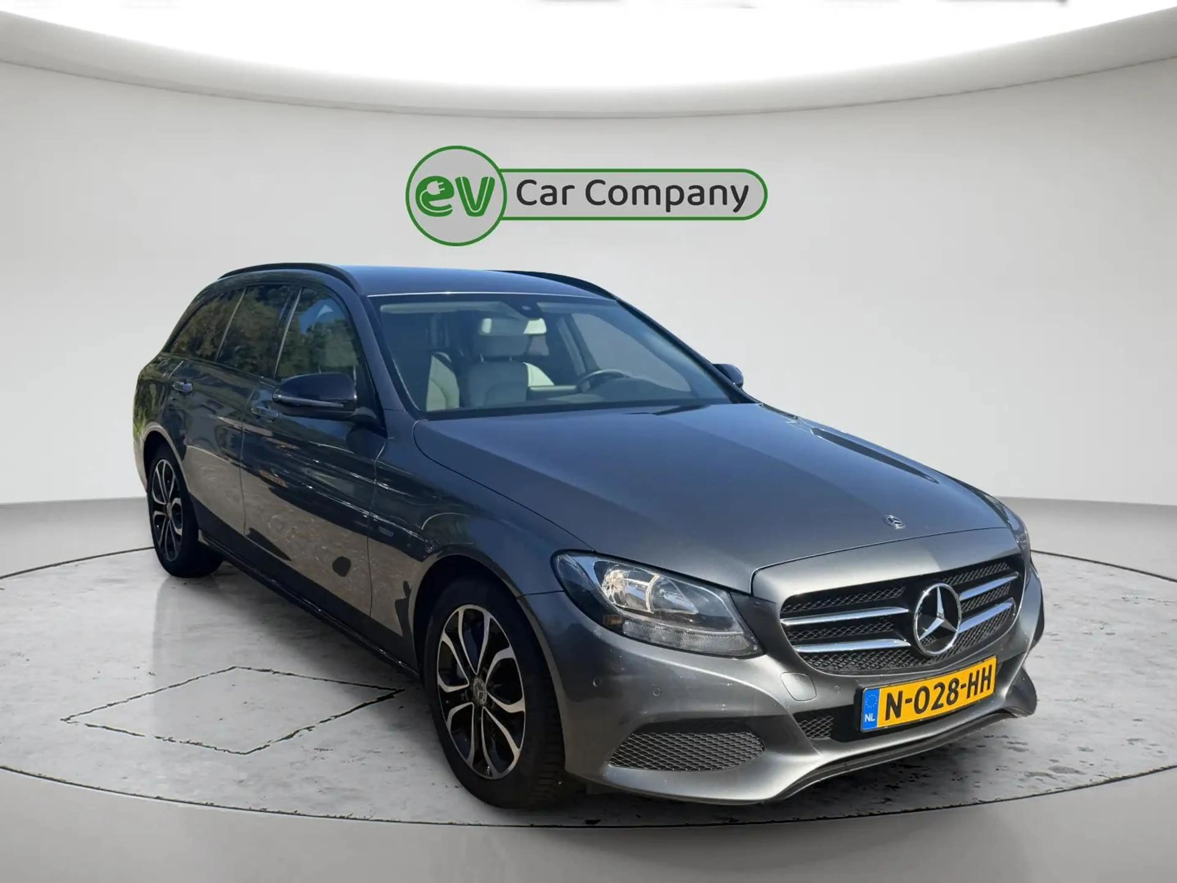 Mercedes-Benz C 350 Estate e Premium | Luchtvering | Volleder | Camera — photo 2