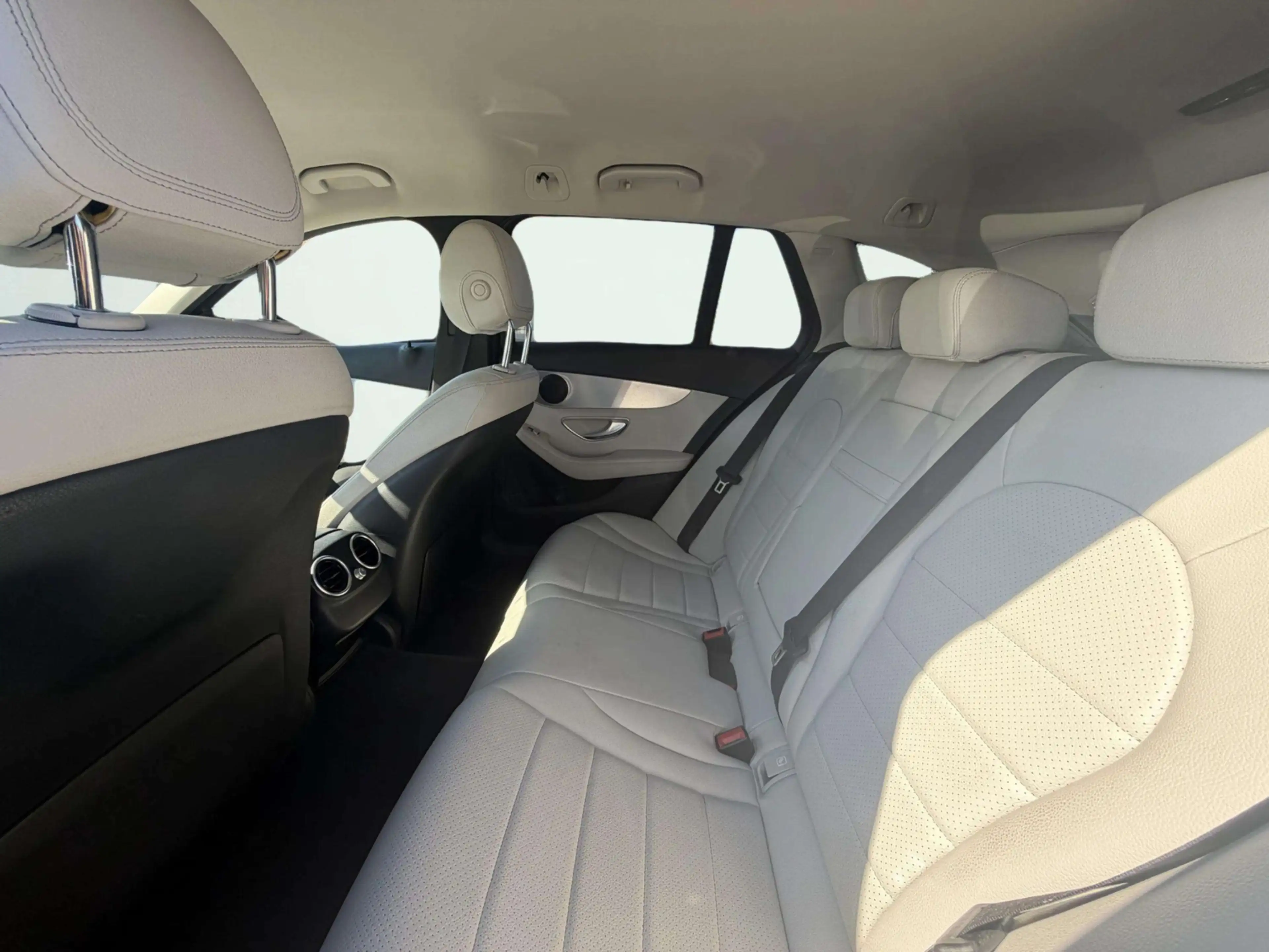 Mercedes-Benz C 350 Estate e Premium | Luchtvering | Volleder | Camera — photo 11