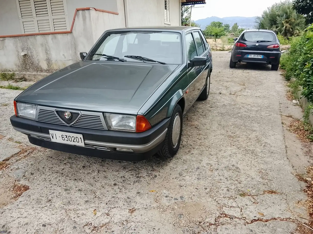 Alfa Romeo 75 1.6, foto 3