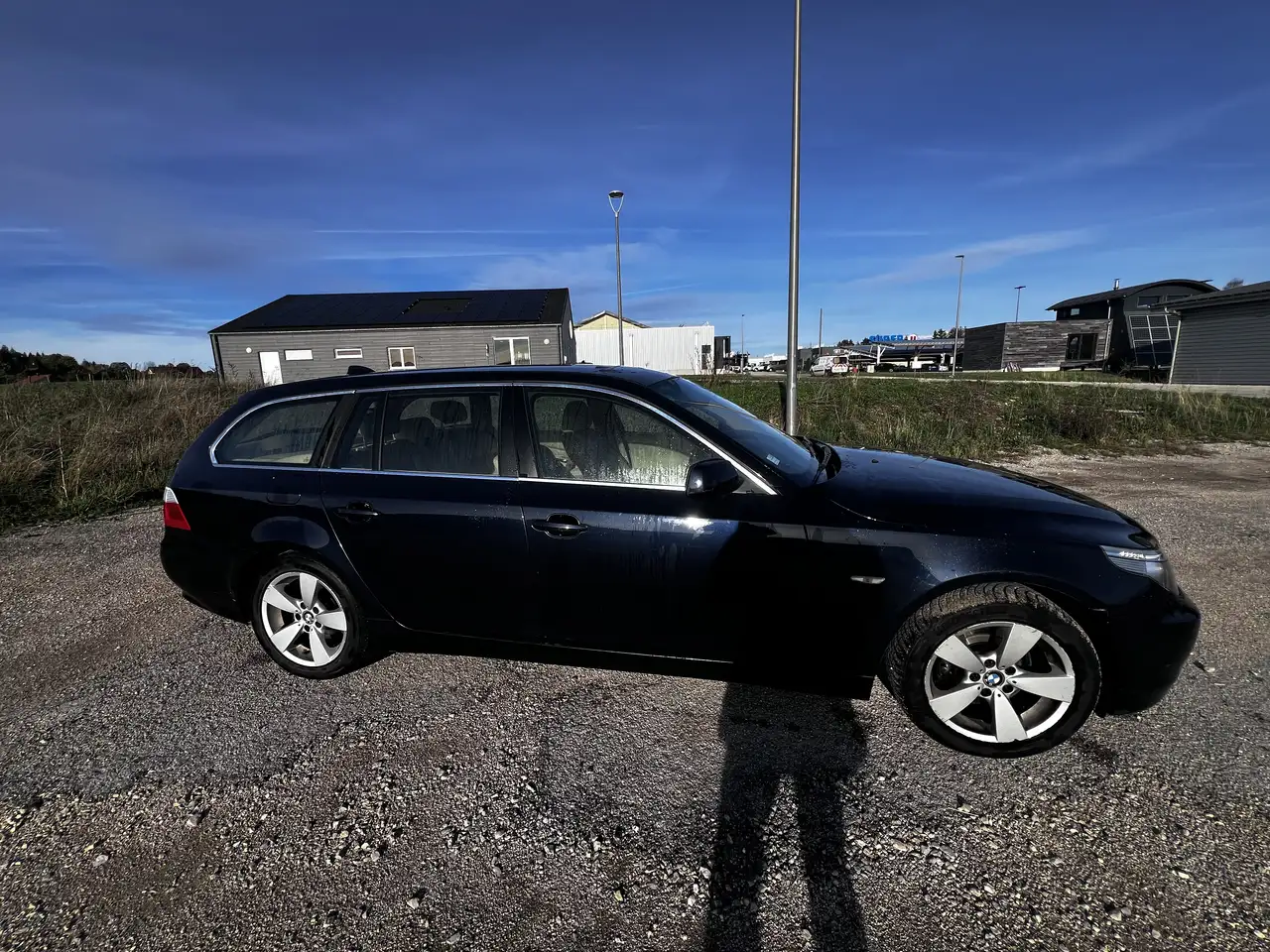 BMW 530