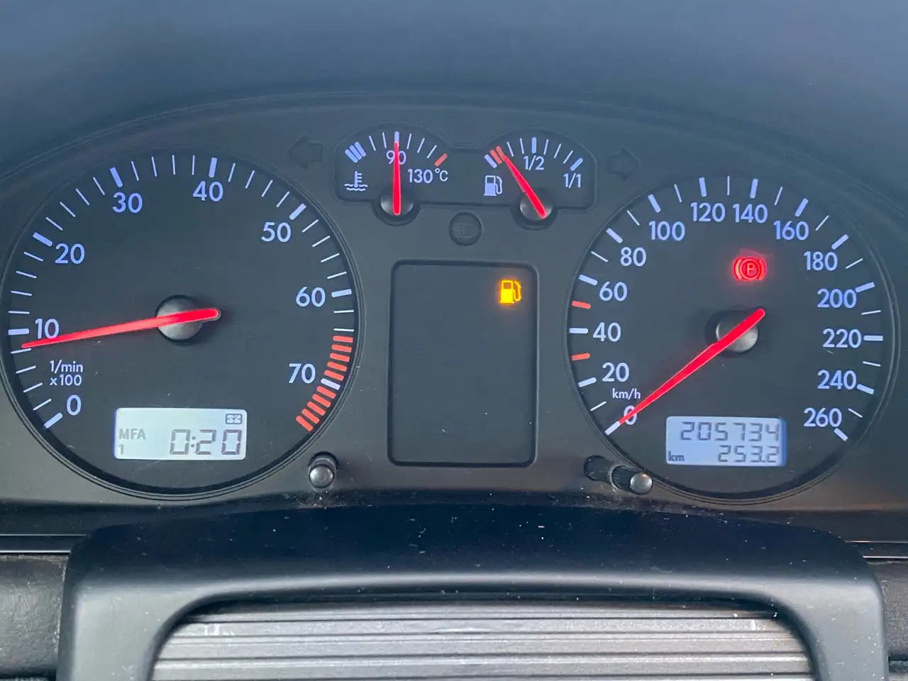 Volkswagen Passat Variant 1.6 Comfortline 3B Klima/15 Zoll LM+M&S/TÜV 01-202, foto 9