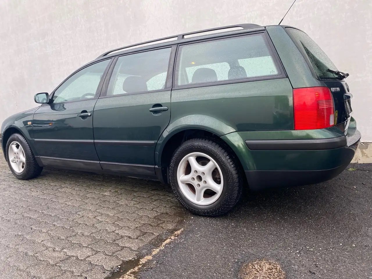 Volkswagen Passat Variant 1.6 Comfortline 3B Klima/15 Zoll LM+M&S/TÜV 01-202, foto 5