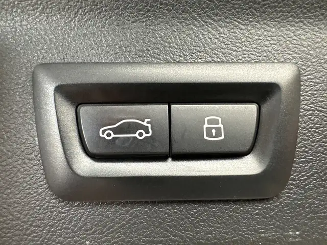 BMW X3 view 9