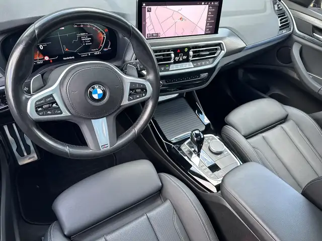 BMW X3 view 10