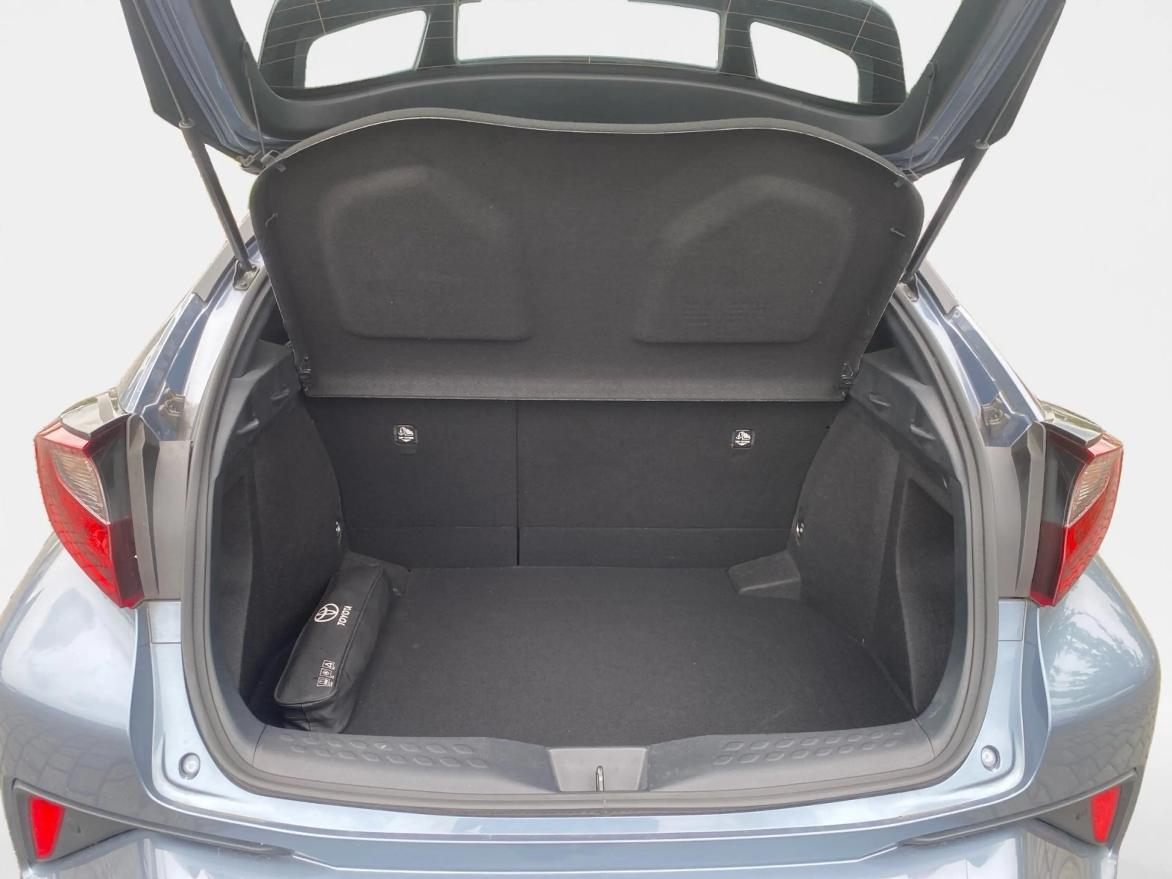 Toyota C-HR 1.8 Hybrid 4x2 Team D 2xKlima ACC AUT Kam. — photo 15