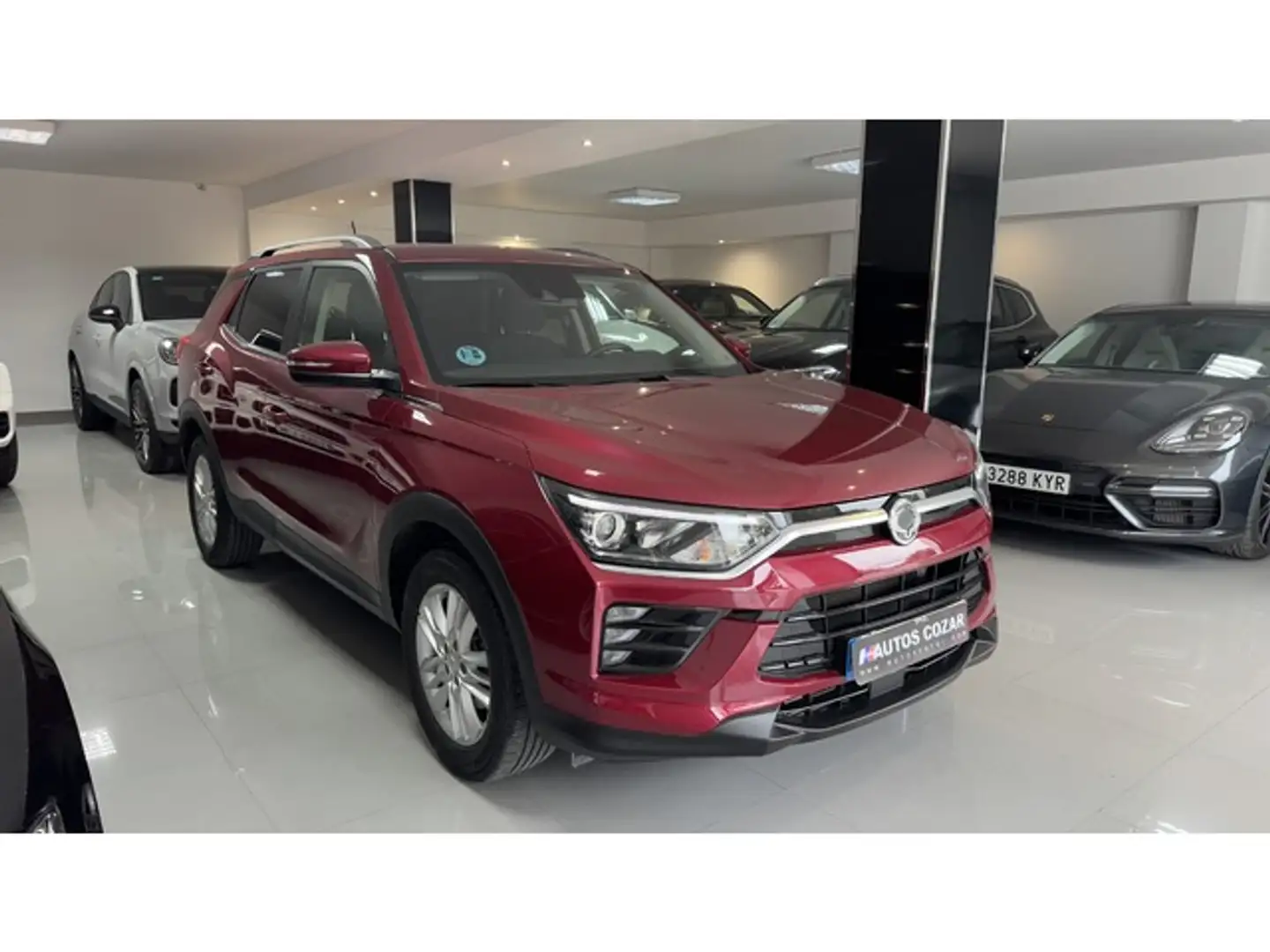 SsangYong Korando D16T Urban 4x2 Aut. Burdeos - 1