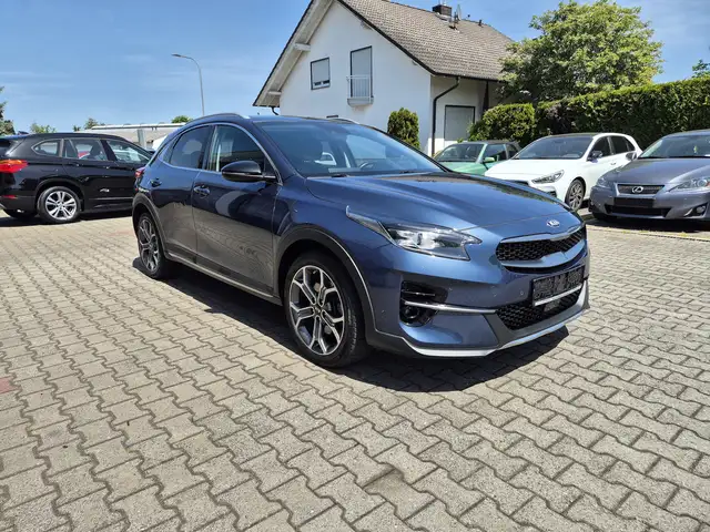 Kia XCeed Platinum Ed.,Kamera,carplay,Pano,Sitzhzg,PDC